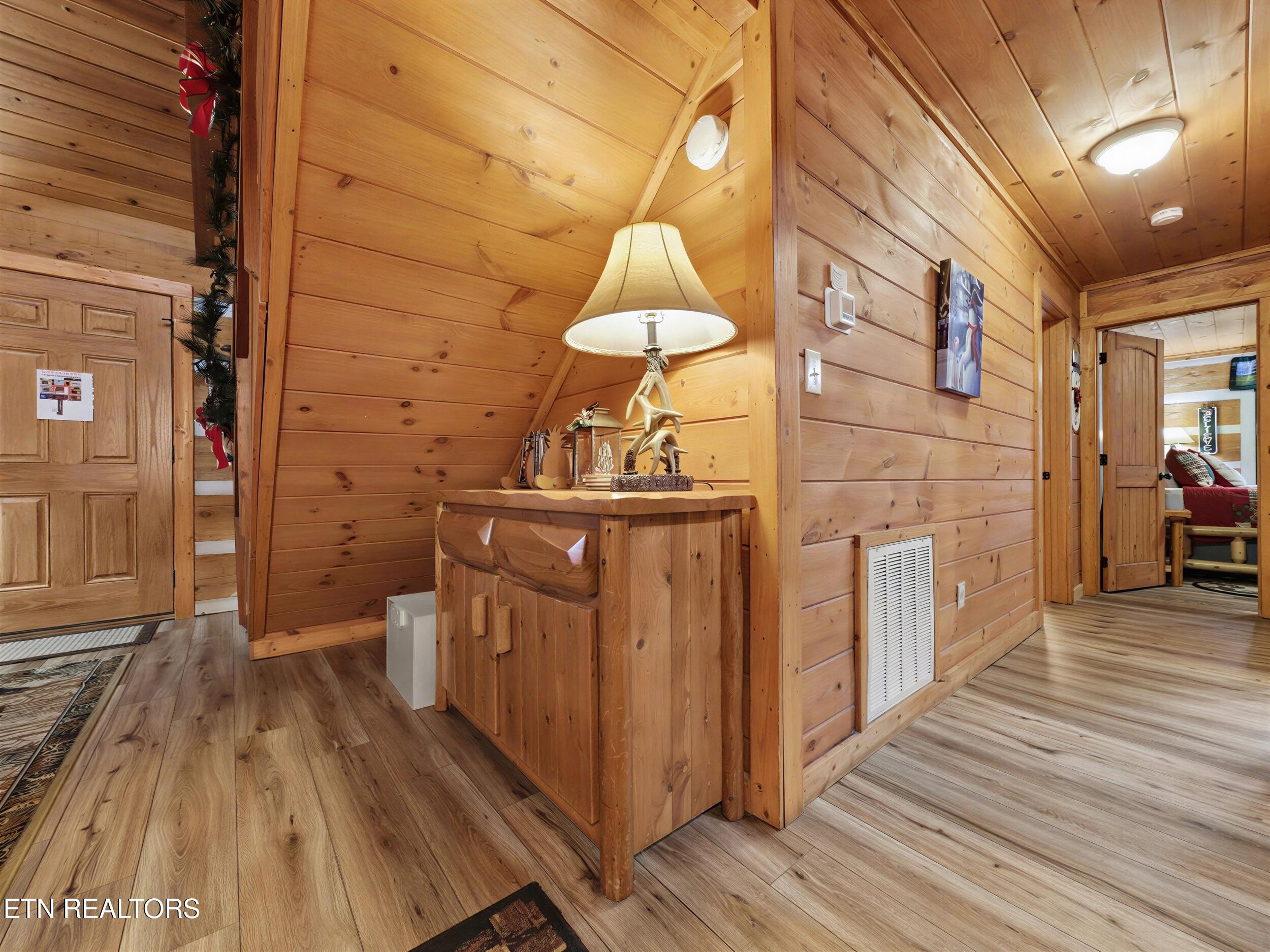 2653 Black Walnut Flats Road Pigeon Forge TN 37862