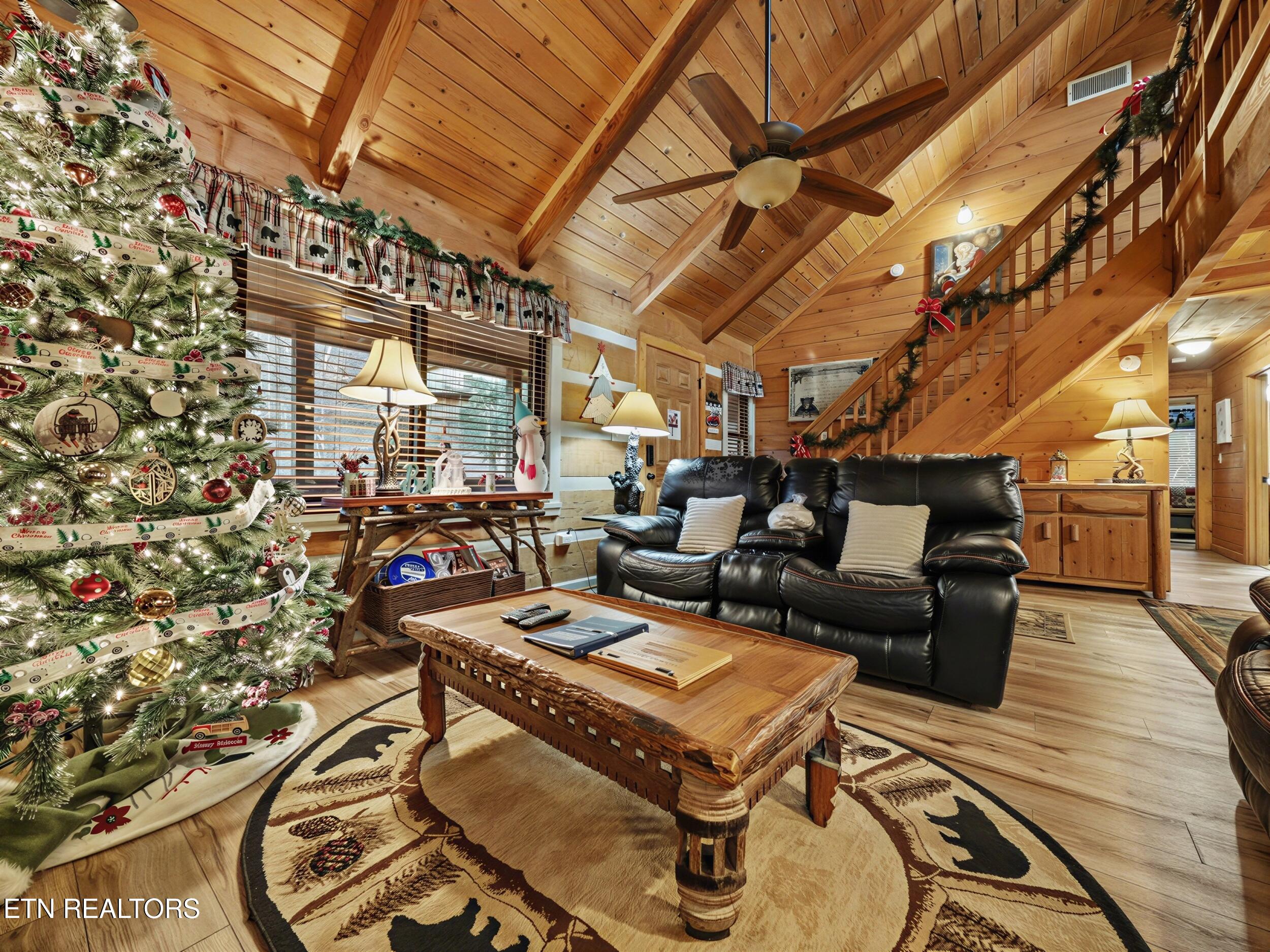 2653 Black Walnut Flats Road Pigeon Forge TN 37862