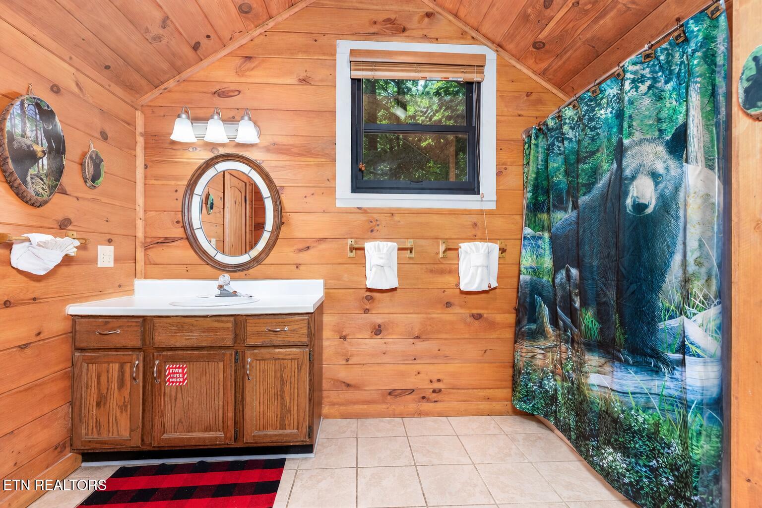 2653 Black Walnut Flats Road Pigeon Forge TN 37862