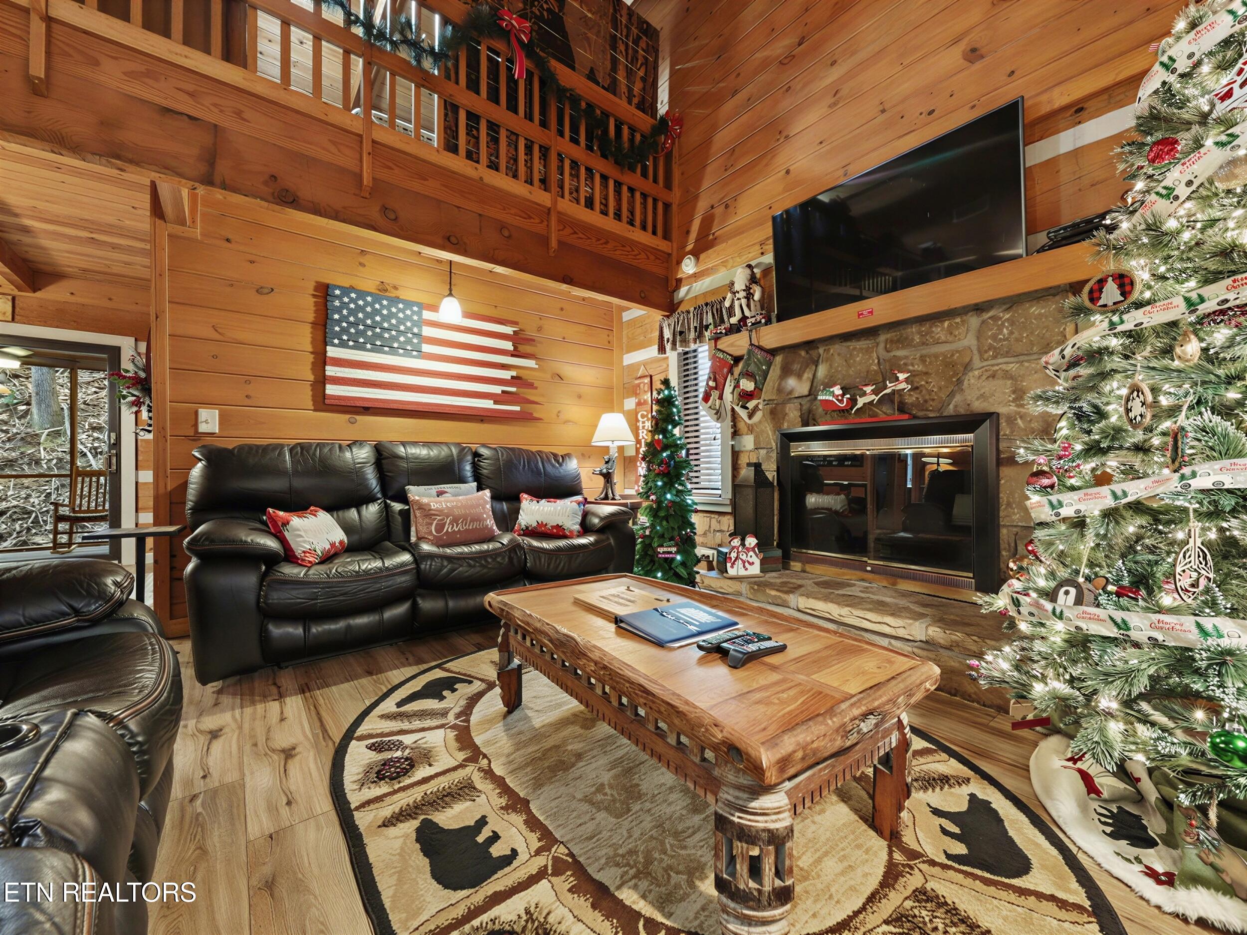 2653 Black Walnut Flats Road Pigeon Forge TN 37862