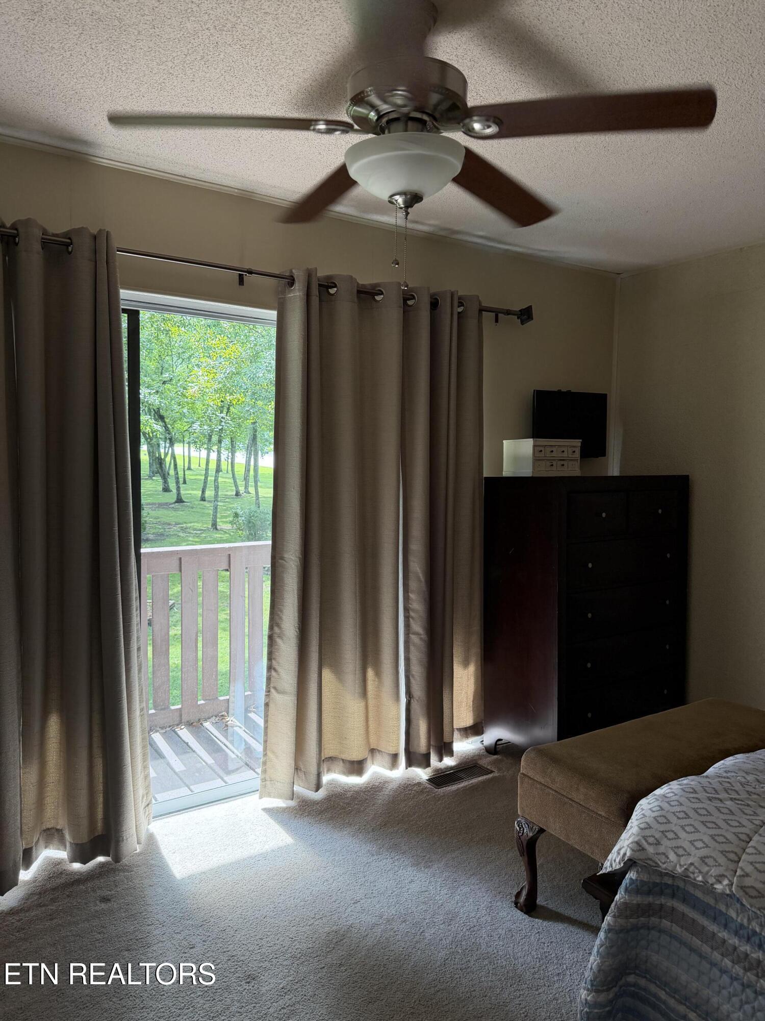 72 Wilshire Heights Drive Crossville TN 38558
