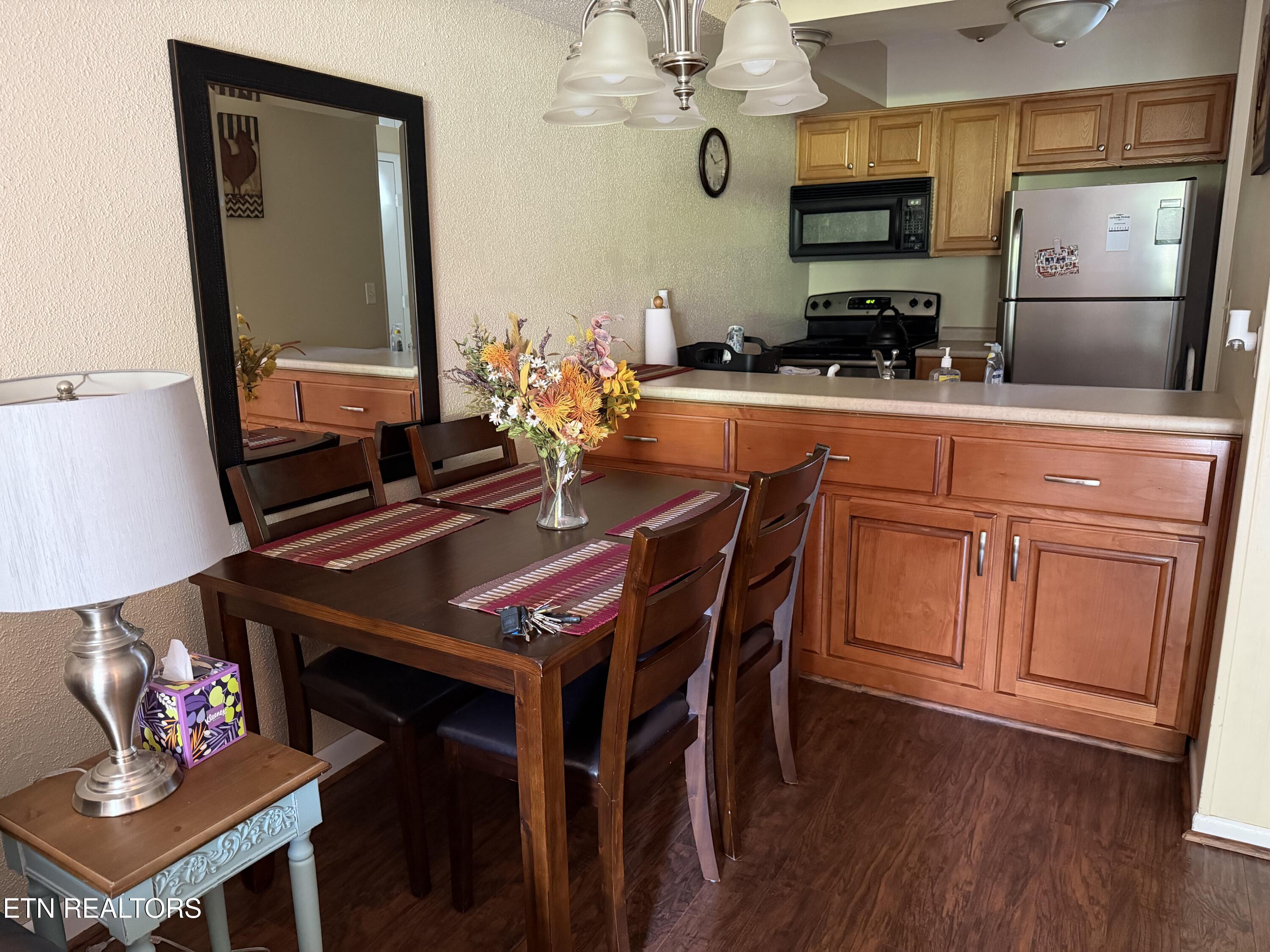 72 Wilshire Heights Drive Crossville TN 38558