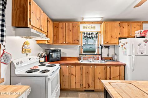 445 Ricker Road Greeneville TN 37743