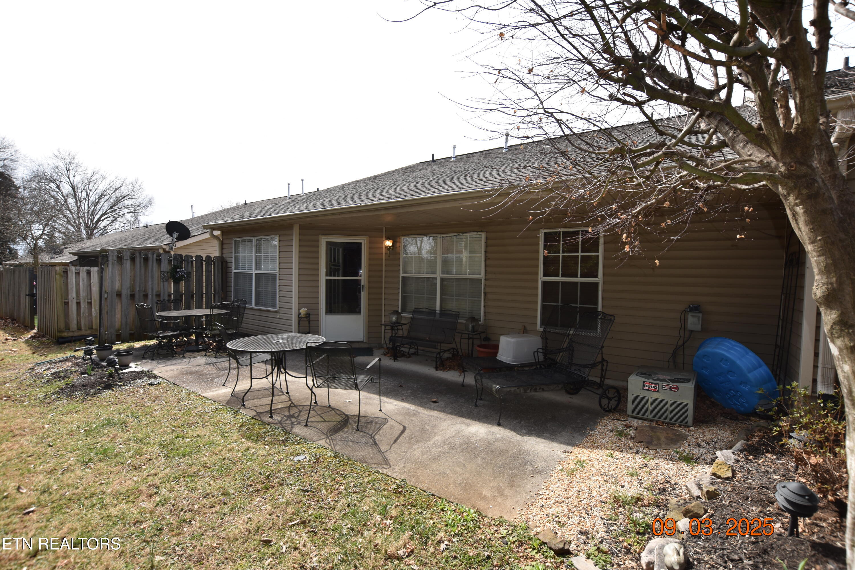 1114 Firethorne Way Knoxville TN 37923