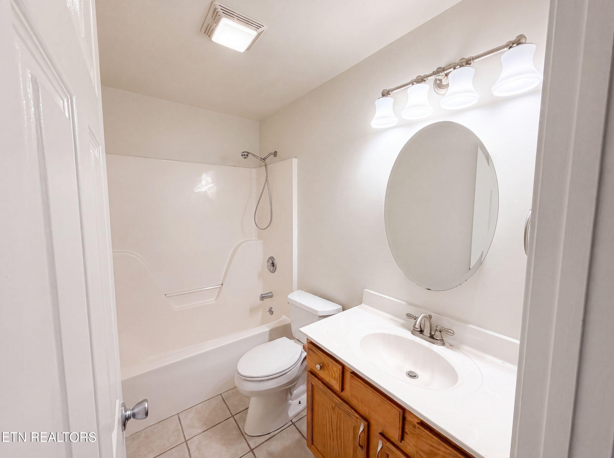 3146 Lora Drive Maryville TN 37803