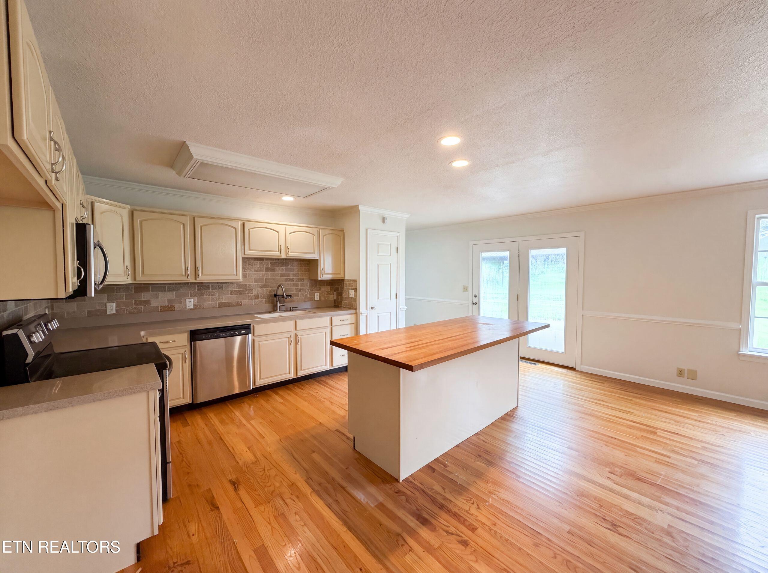3146 Lora Drive Maryville TN 37803