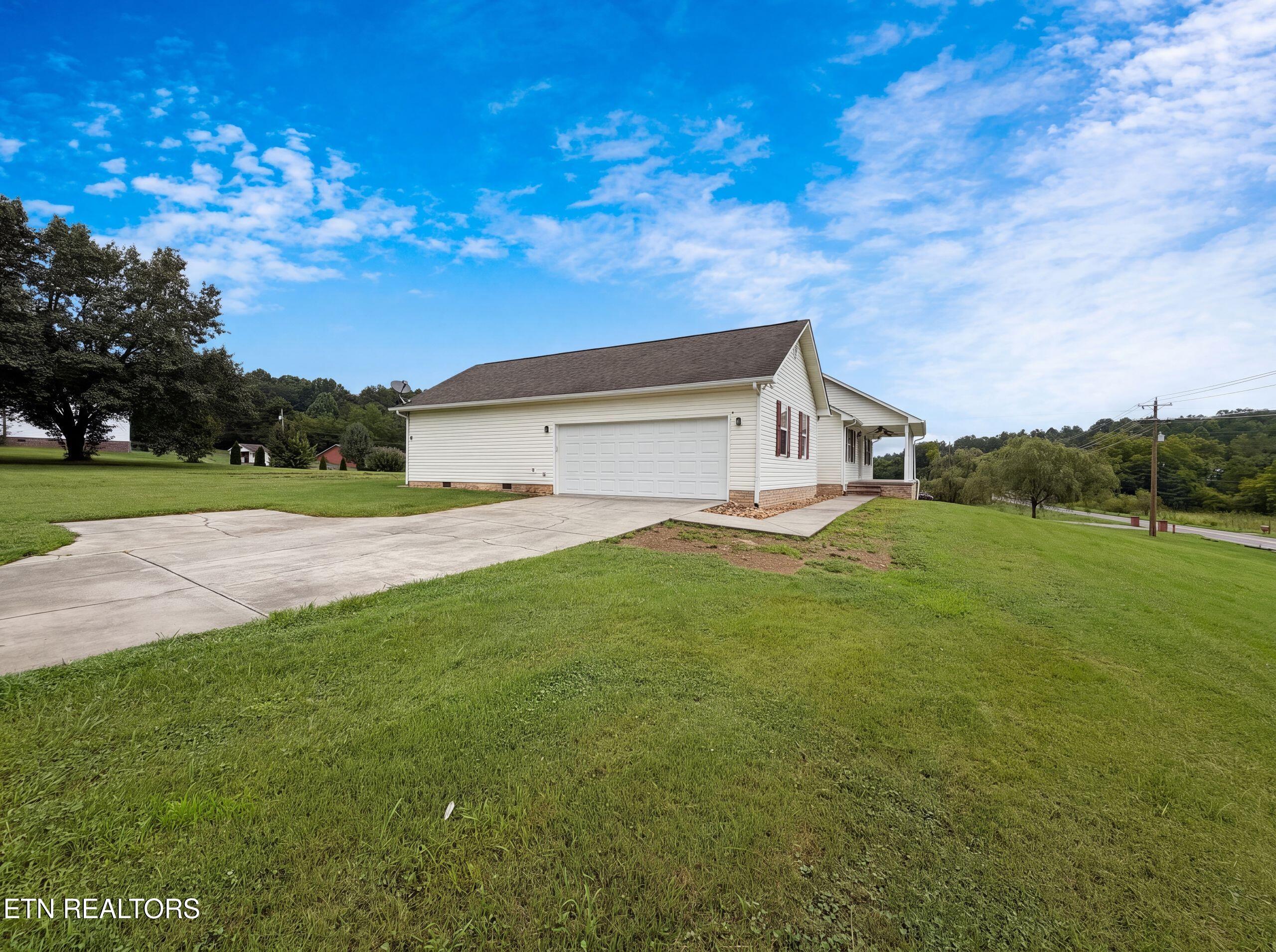3146 Lora Drive Maryville TN 37803