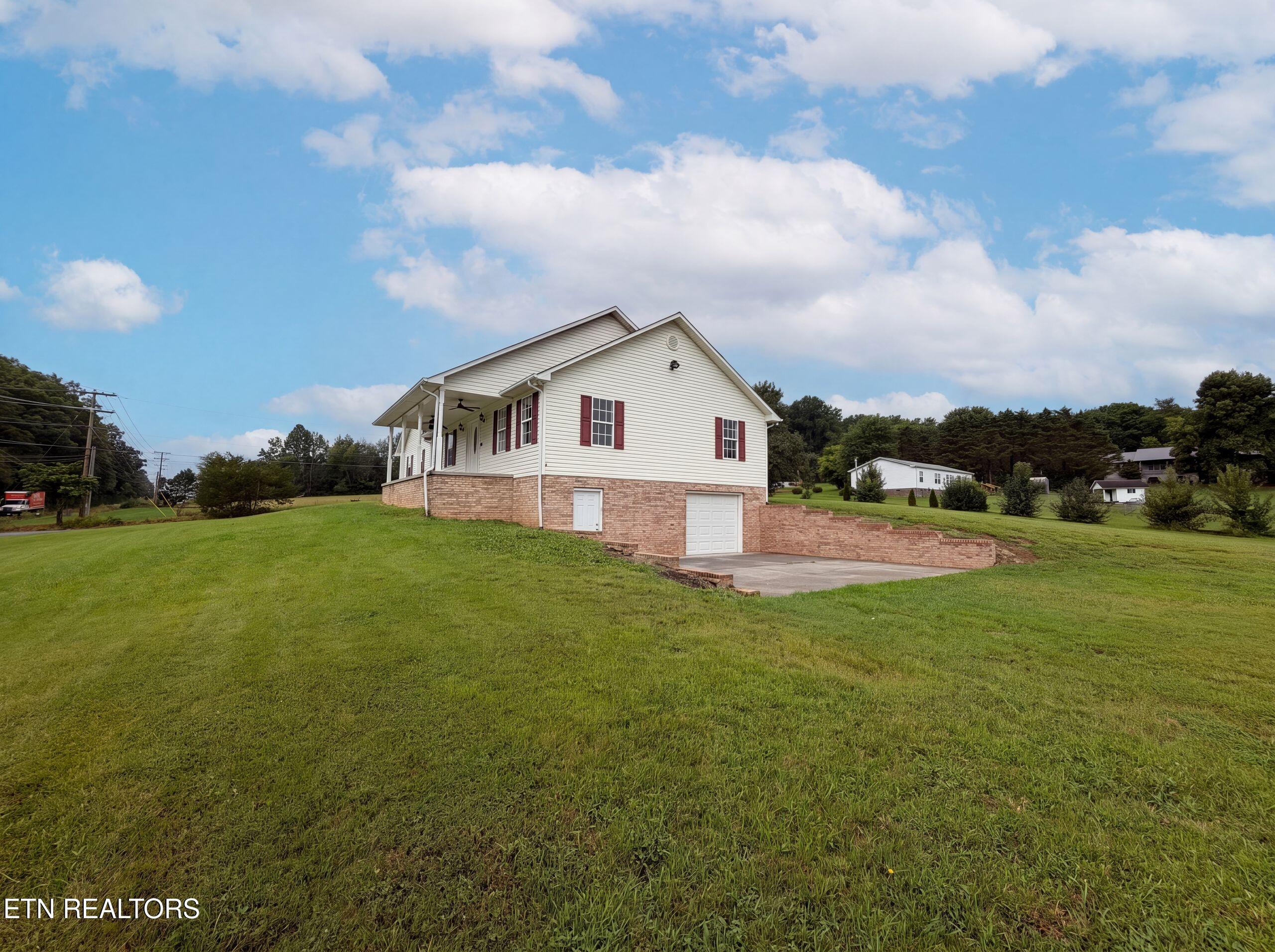 3146 Lora Drive Maryville TN 37803