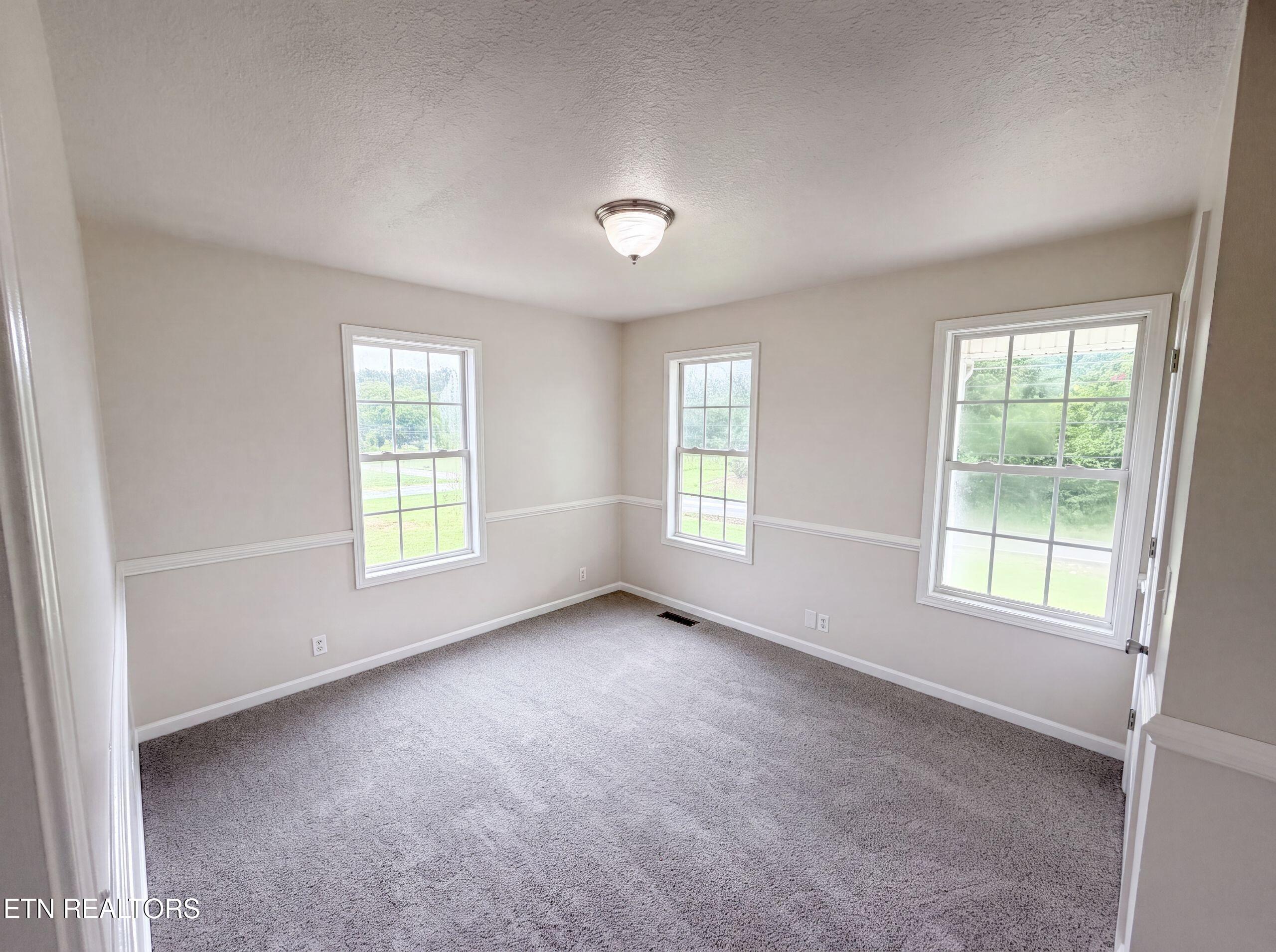 3146 Lora Drive Maryville TN 37803