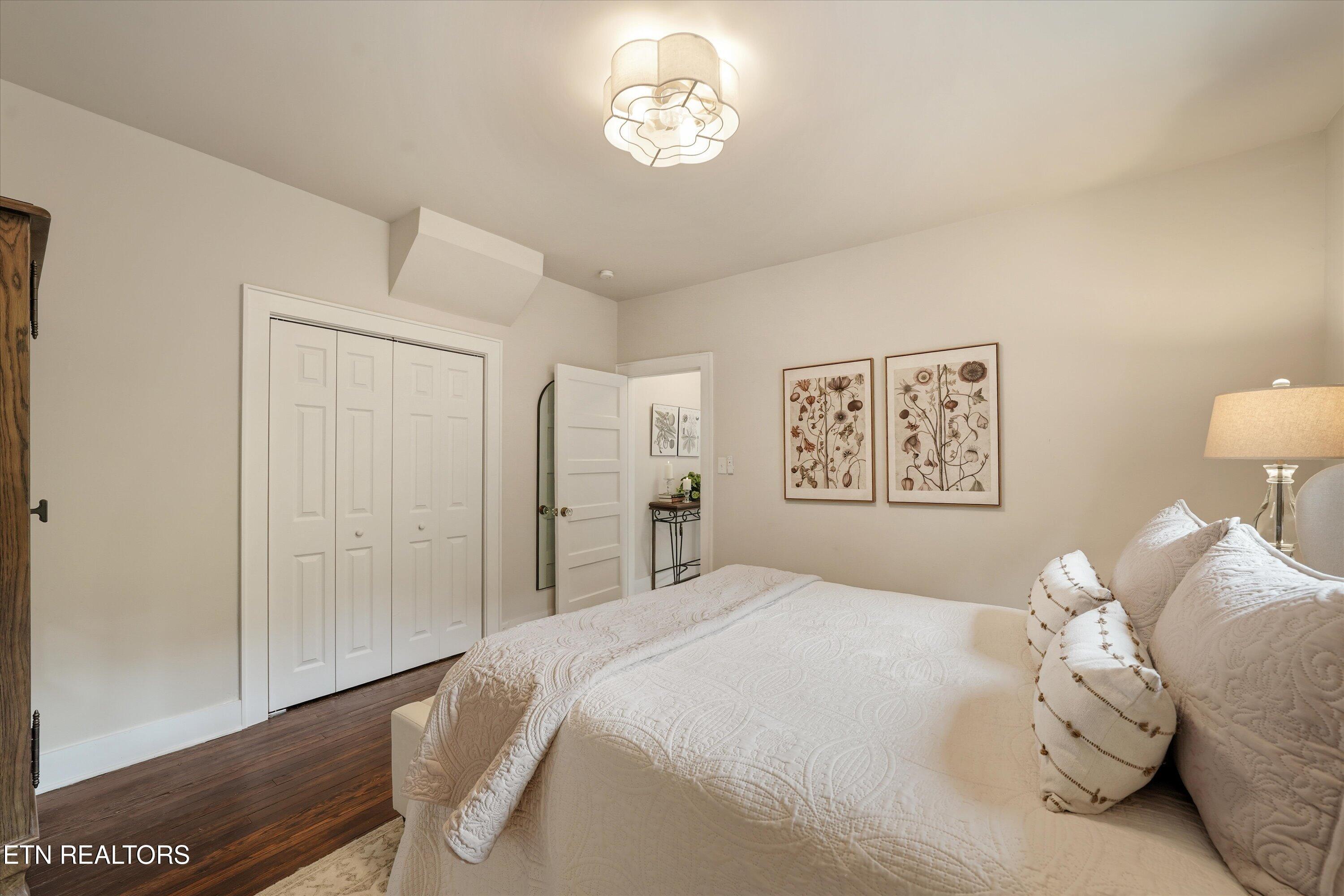 528 W Glenwood Avenue Knoxville TN 37917
