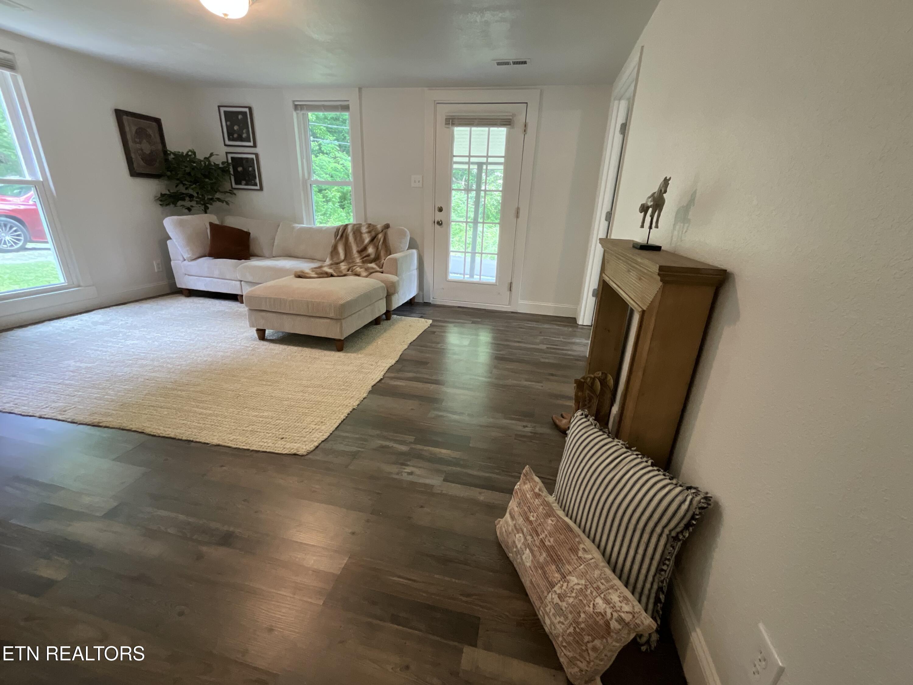 5335 Wolfenbarger Lane Knoxville TN 37938