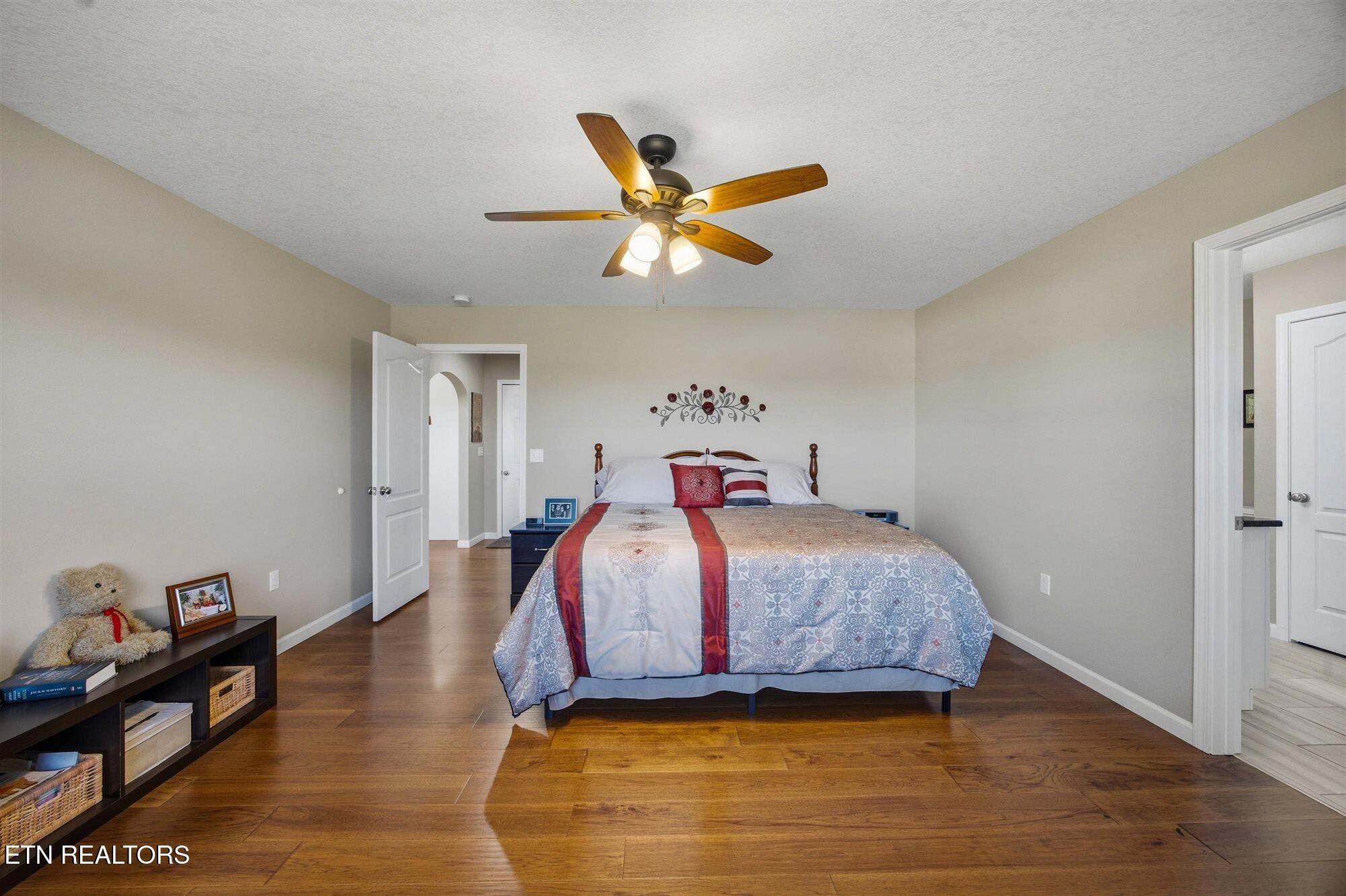 116 Crosslake Lane Dandridge TN 37725