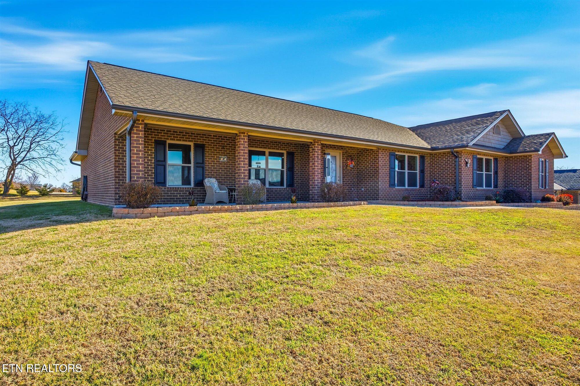 116 Crosslake Lane Dandridge TN 37725
