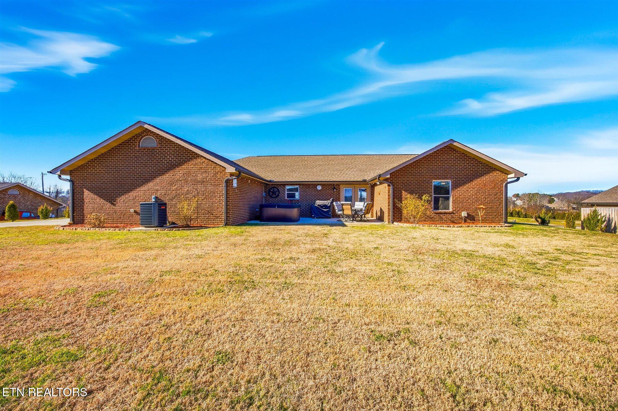 116 Crosslake Lane Dandridge TN 37725
