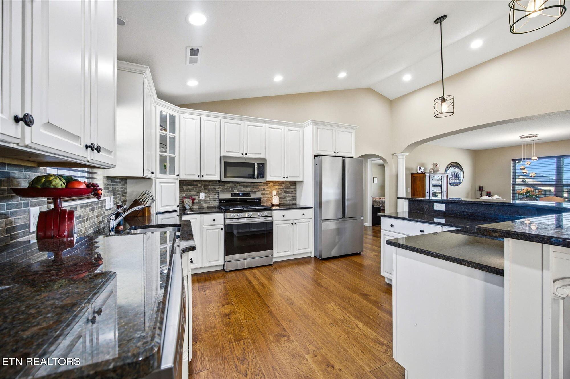 116 Crosslake Lane Dandridge TN 37725