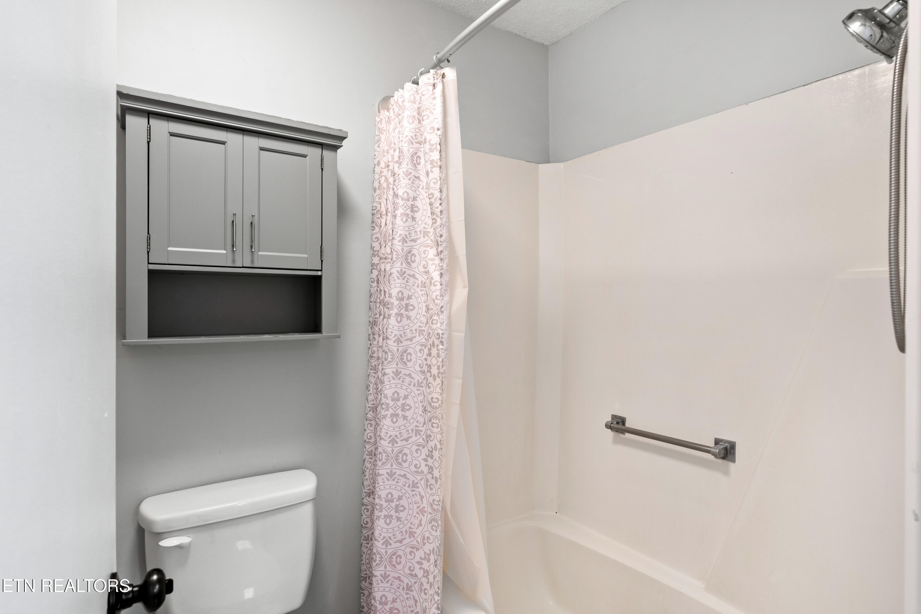 8707 Olde Colony Trail Knoxville TN 37923