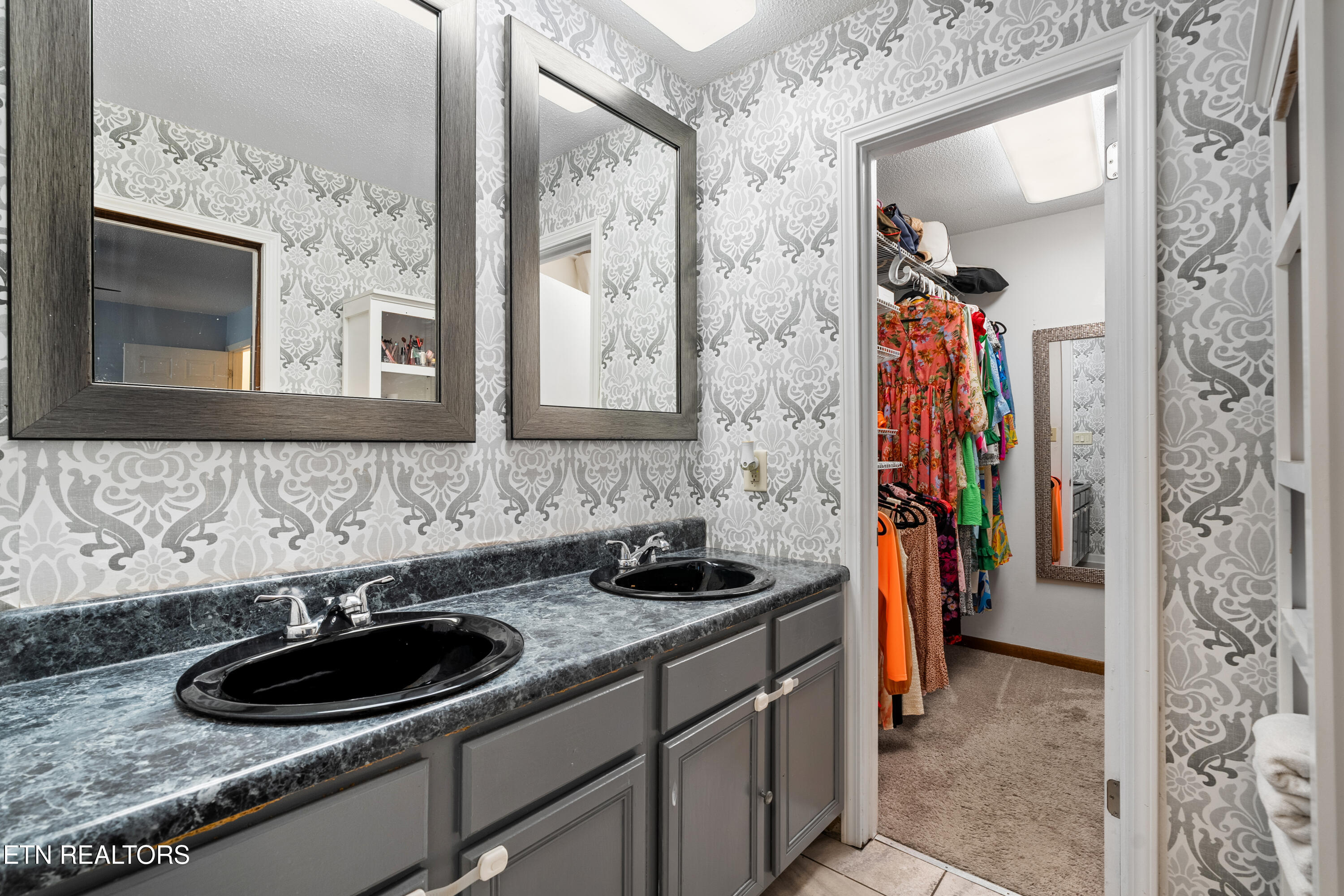 8707 Olde Colony Trail Knoxville TN 37923