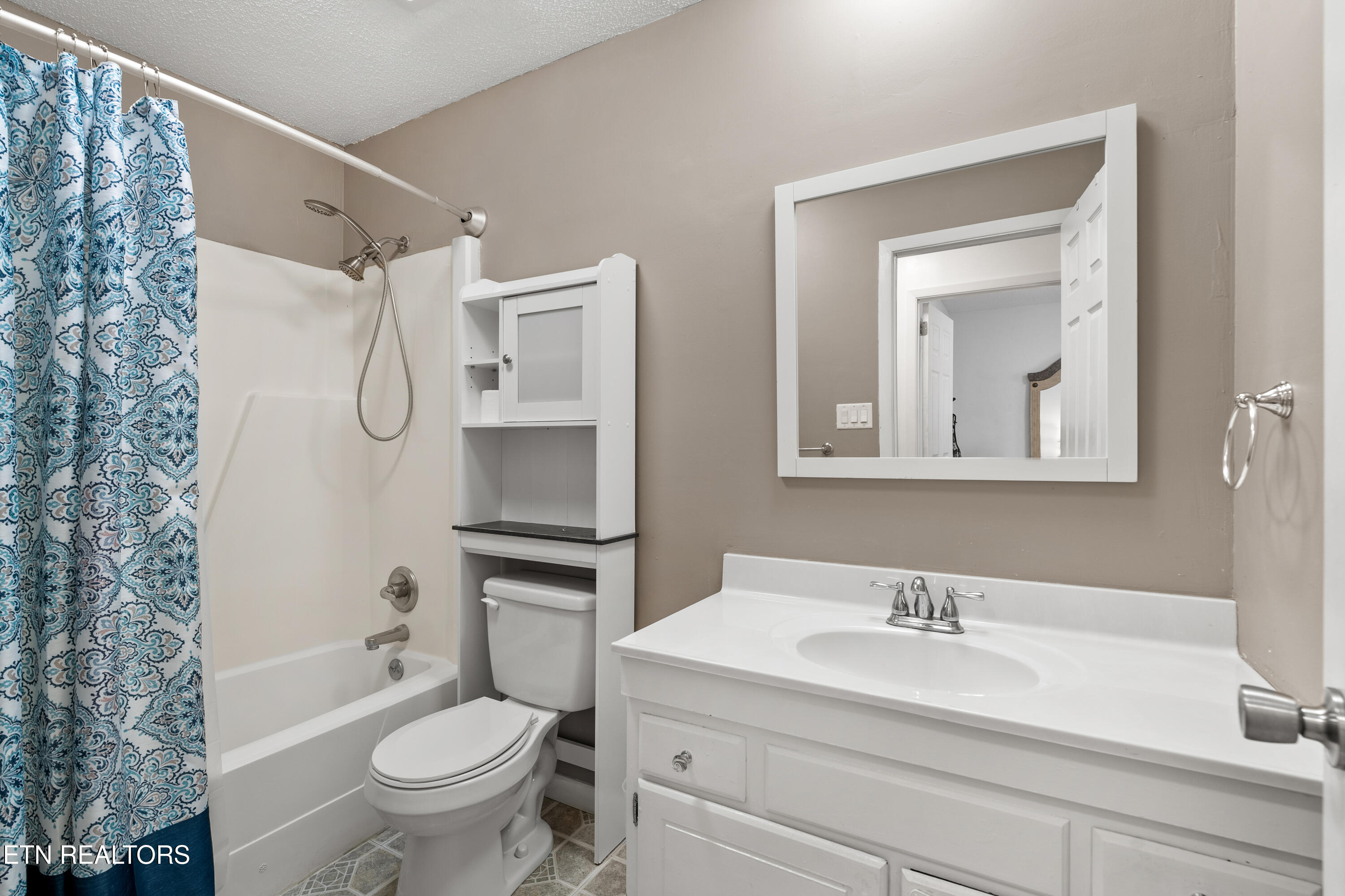 8707 Olde Colony Trail Knoxville TN 37923