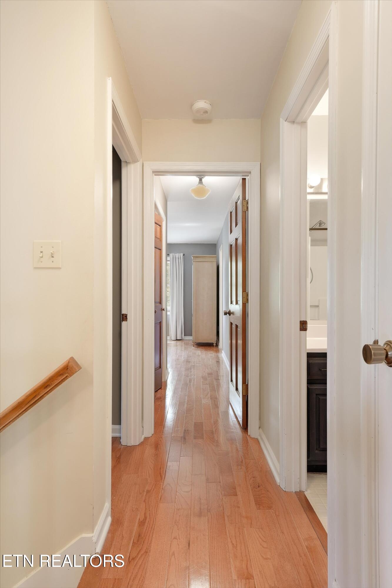 1909 Stonehills Place Knoxville TN 37938