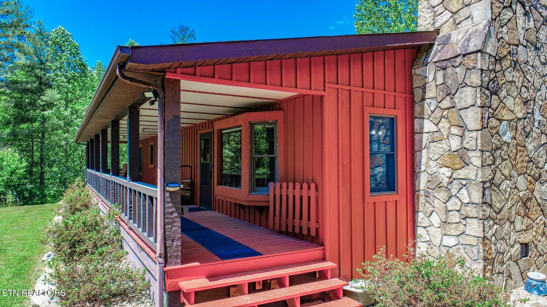1211 Punkton Road Del Rio TN 37727