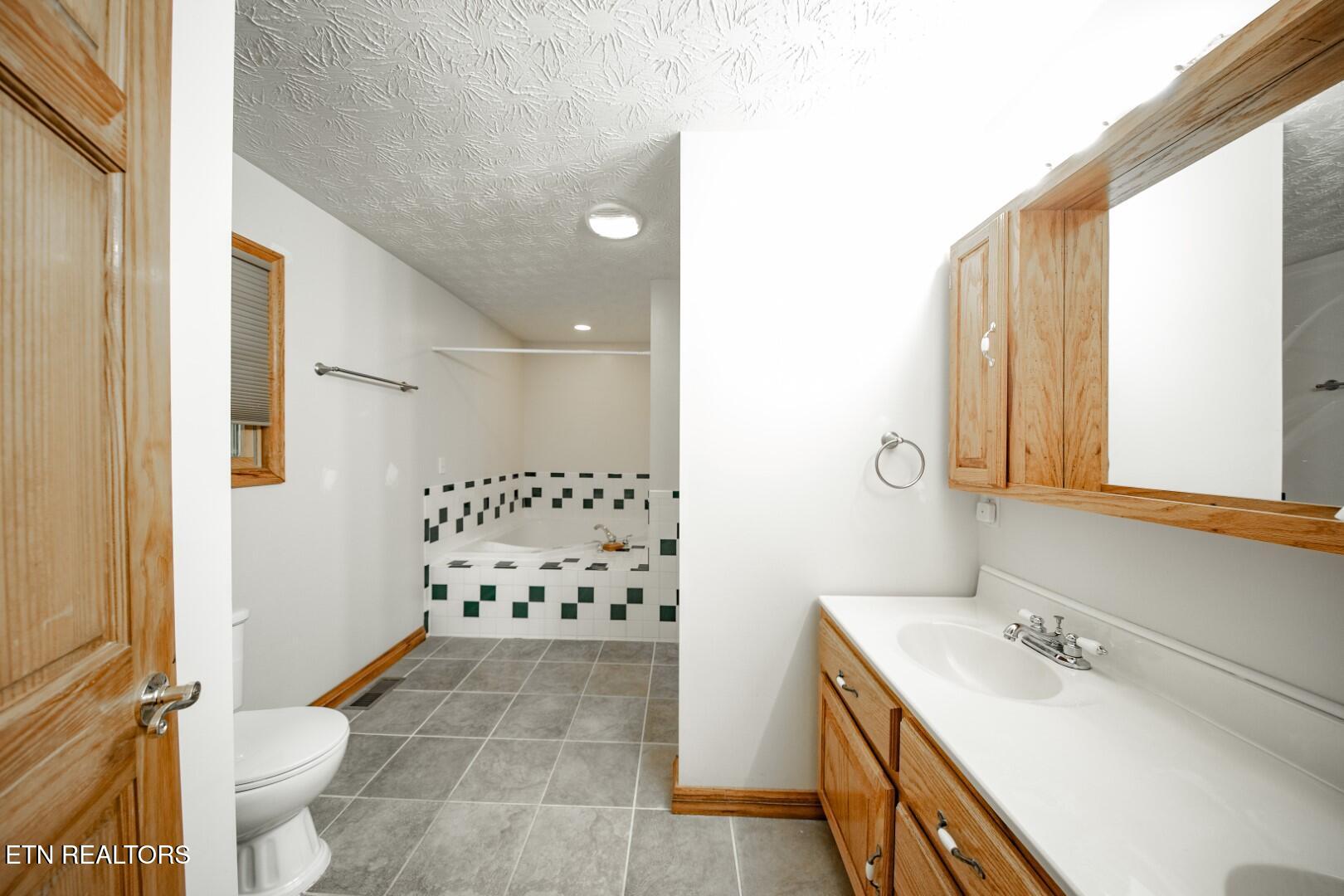 1211 Punkton Road Del Rio TN 37727