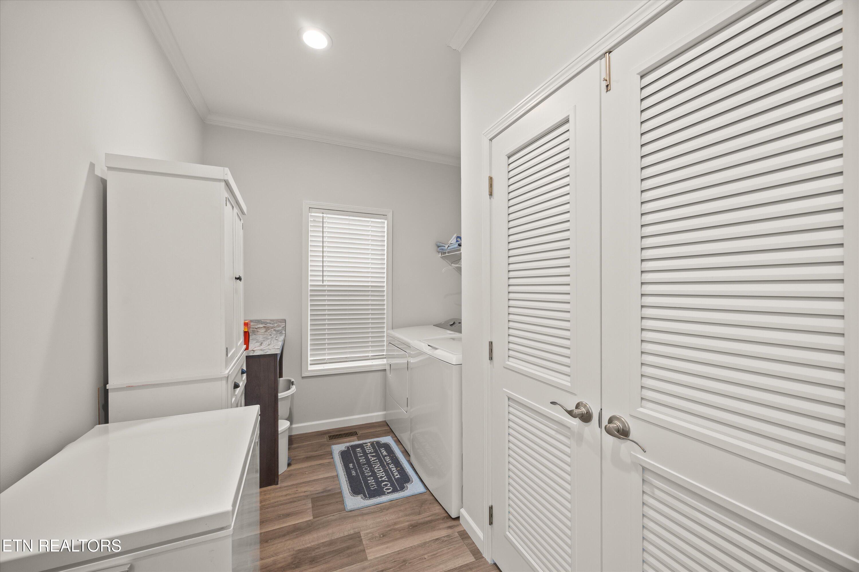 352 Perry Smith Lane Caryville TN 37714