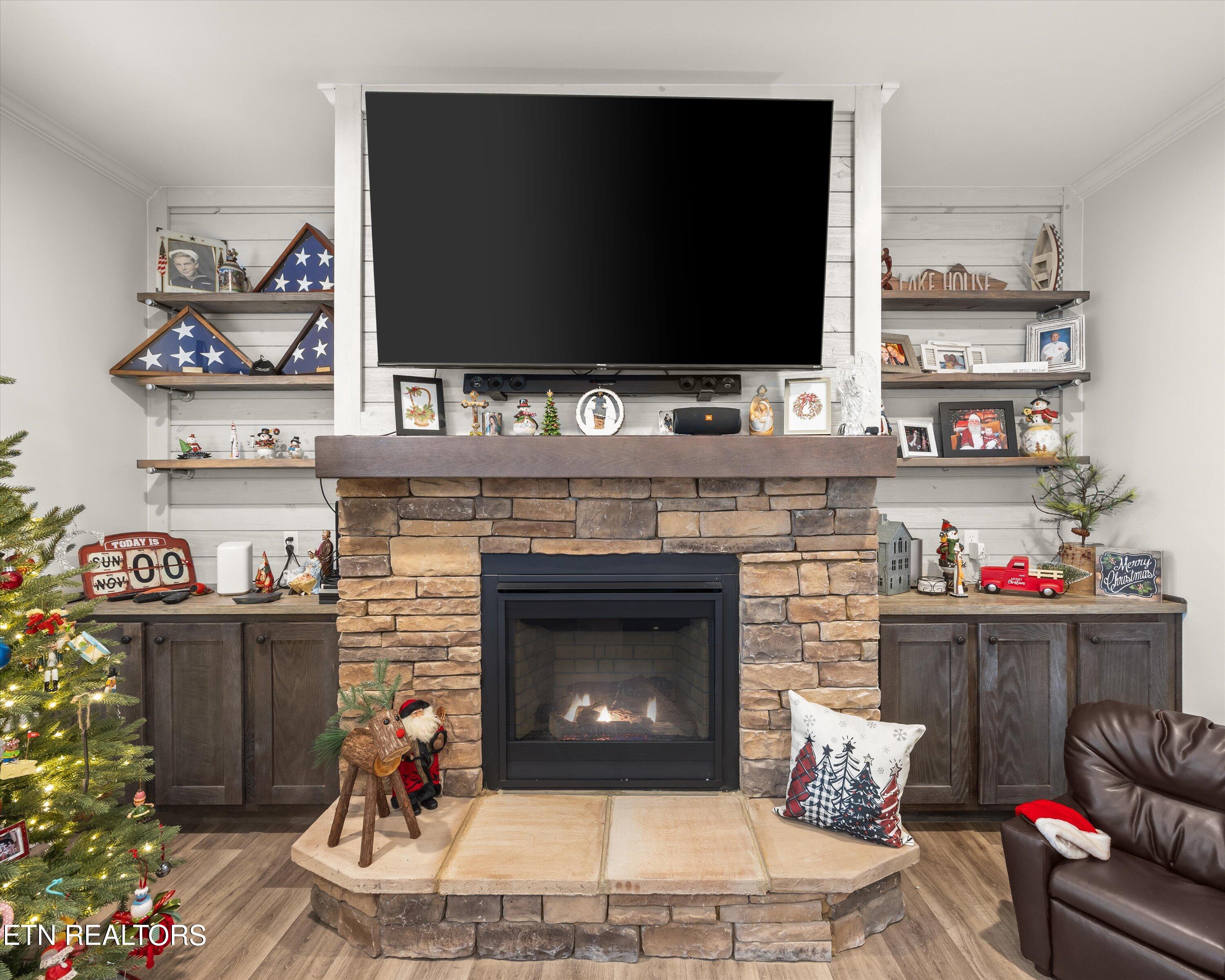 352 Perry Smith Lane Caryville TN 37714