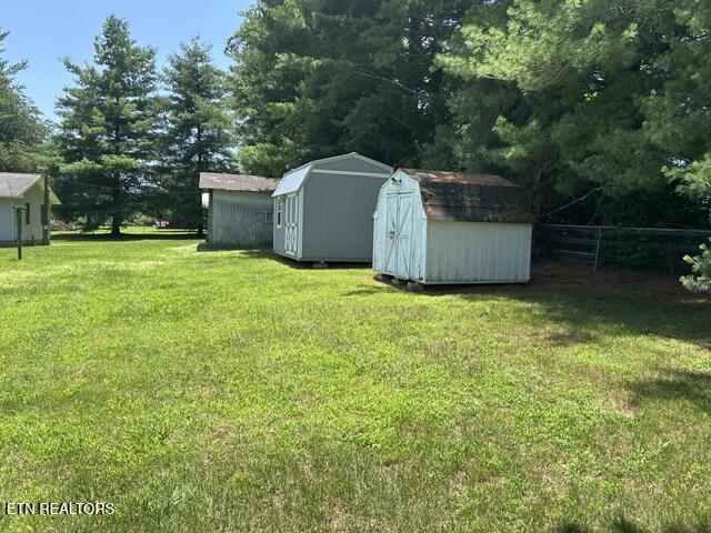 155 Quarry Road Speedwell TN 37870