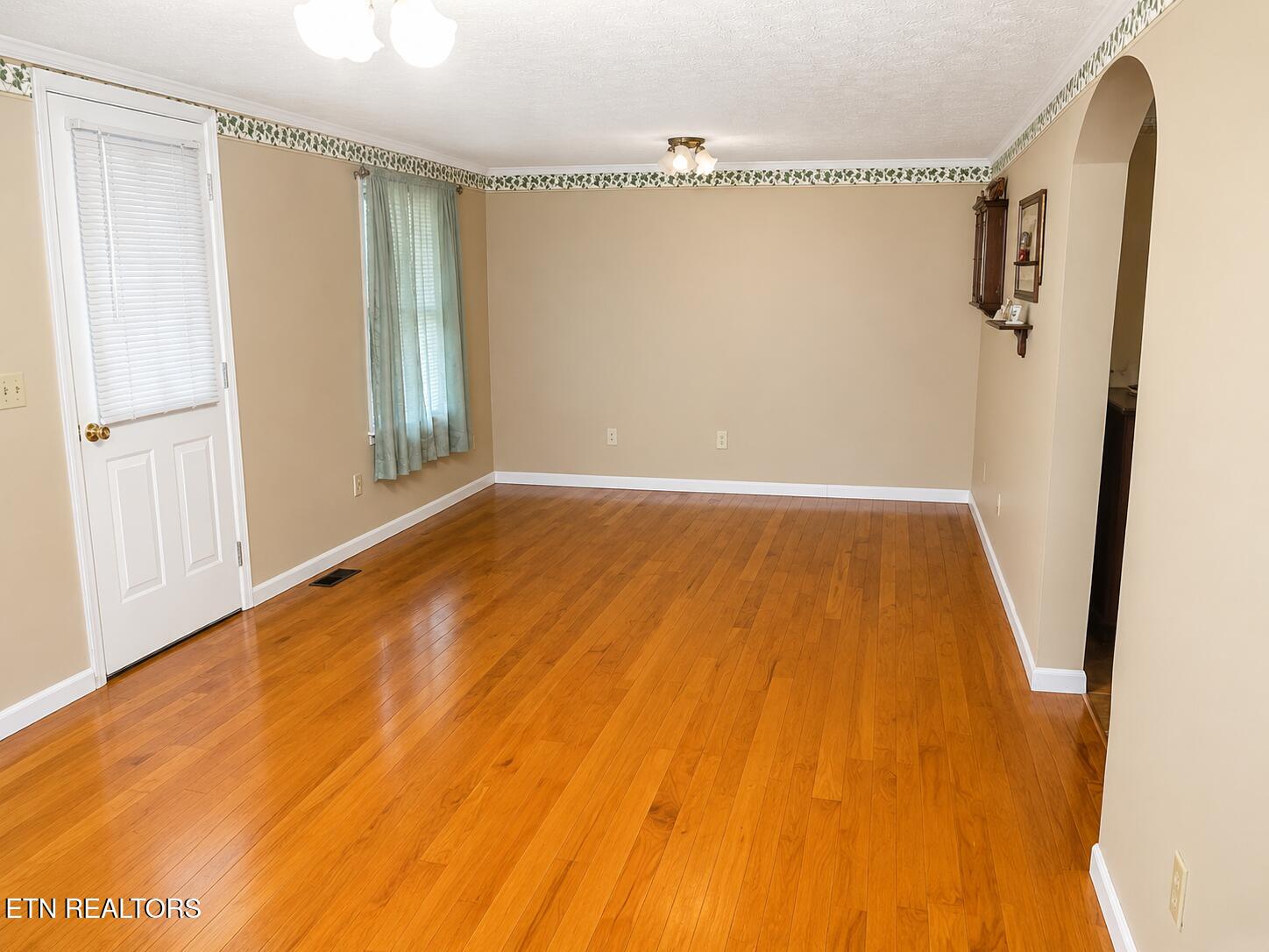 155 Quarry Road Speedwell TN 37870