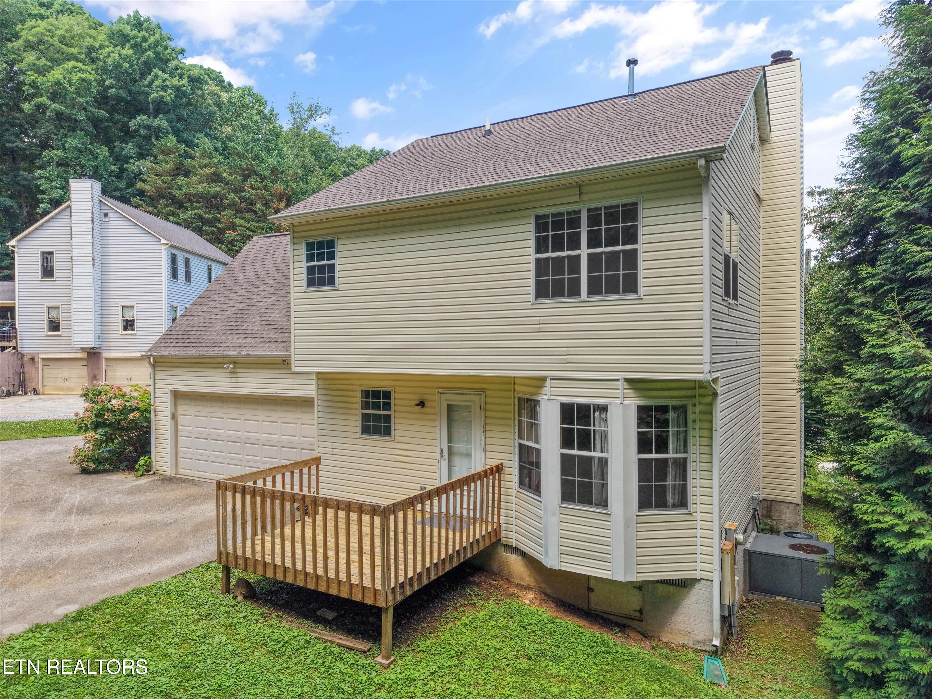 2300 Woods End Lane Knoxville TN 37918