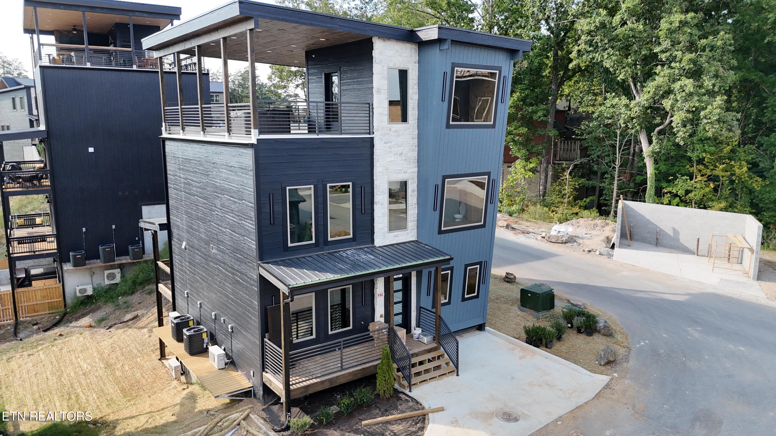 502 Warbonnet Way Pigeon Forge TN 37863