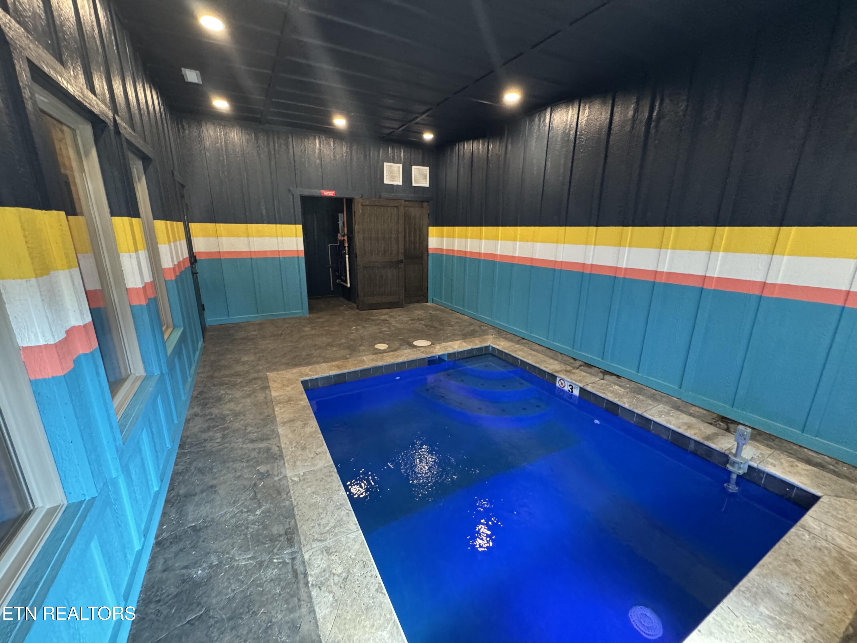 502 Warbonnet Way Pigeon Forge TN 37863