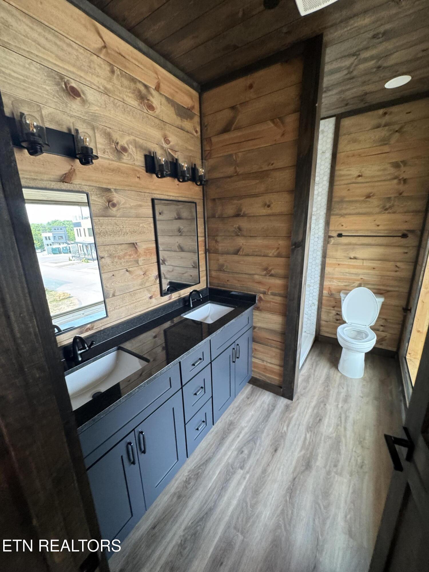 502 Warbonnet Way Pigeon Forge TN 37863