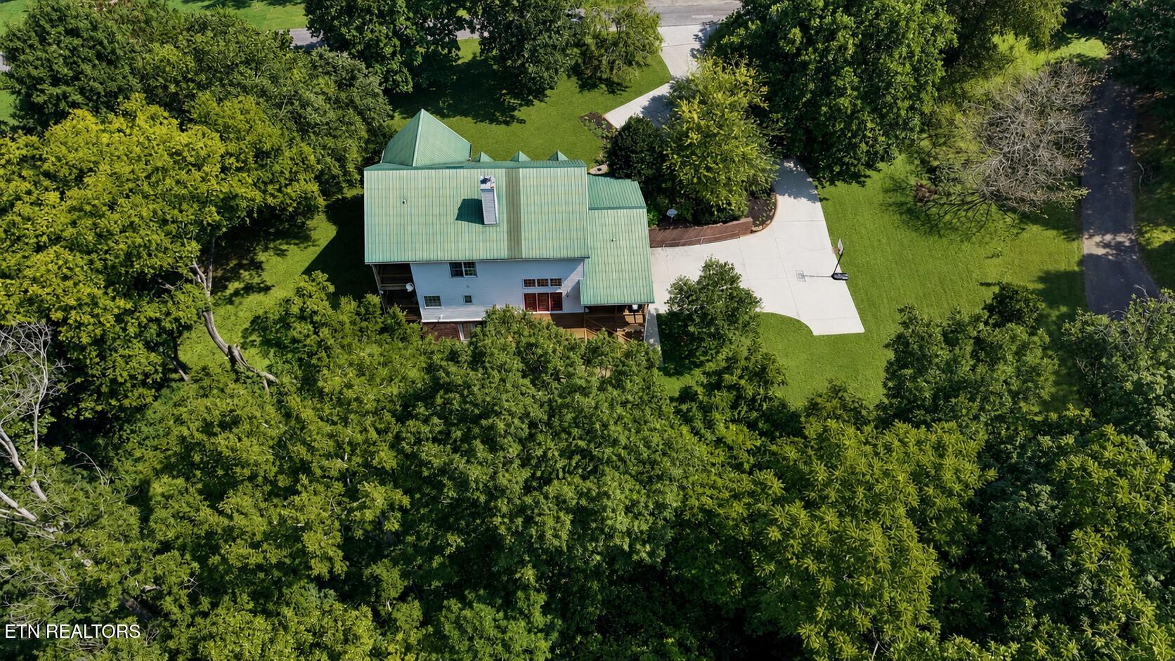 275 Kings Grant Road Maryville TN 37804