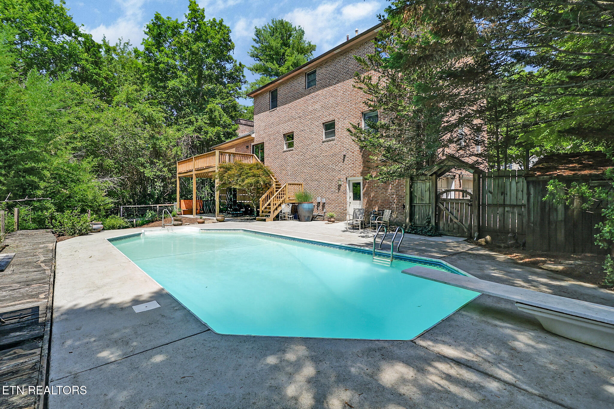 107 Chestnut Hill Road Oak Ridge TN 37830