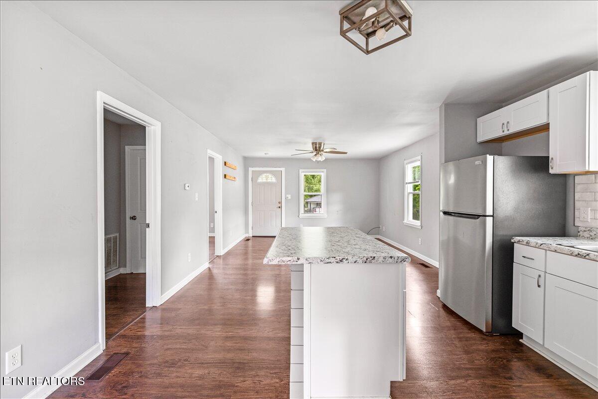 926 W Walden Street Lafollette TN 37766