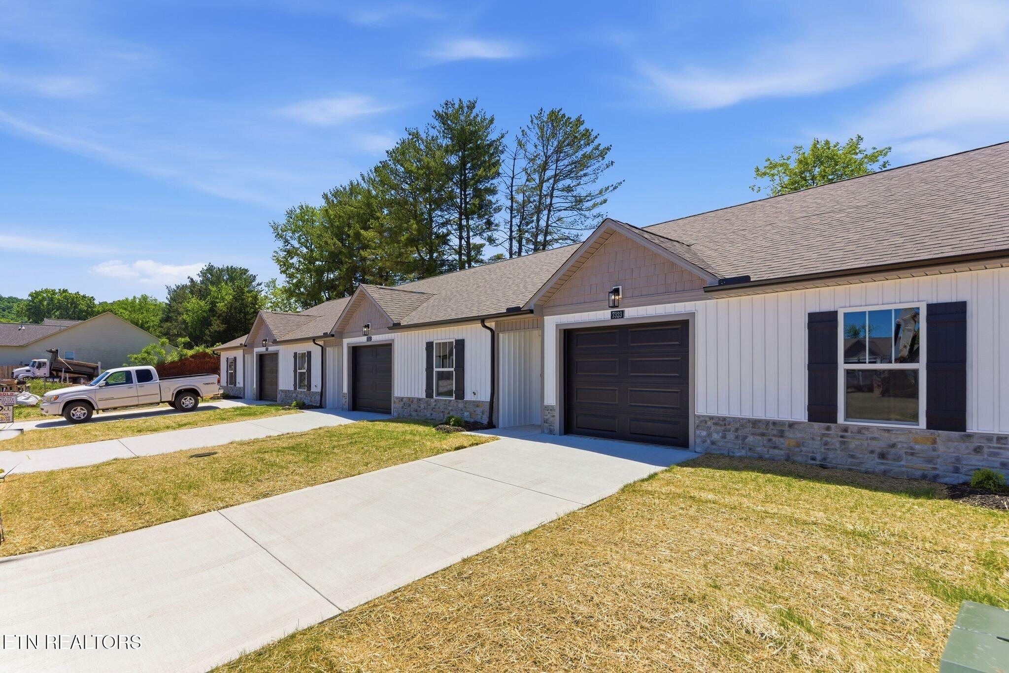 7323 Woodpecker Way Knoxville TN 37921