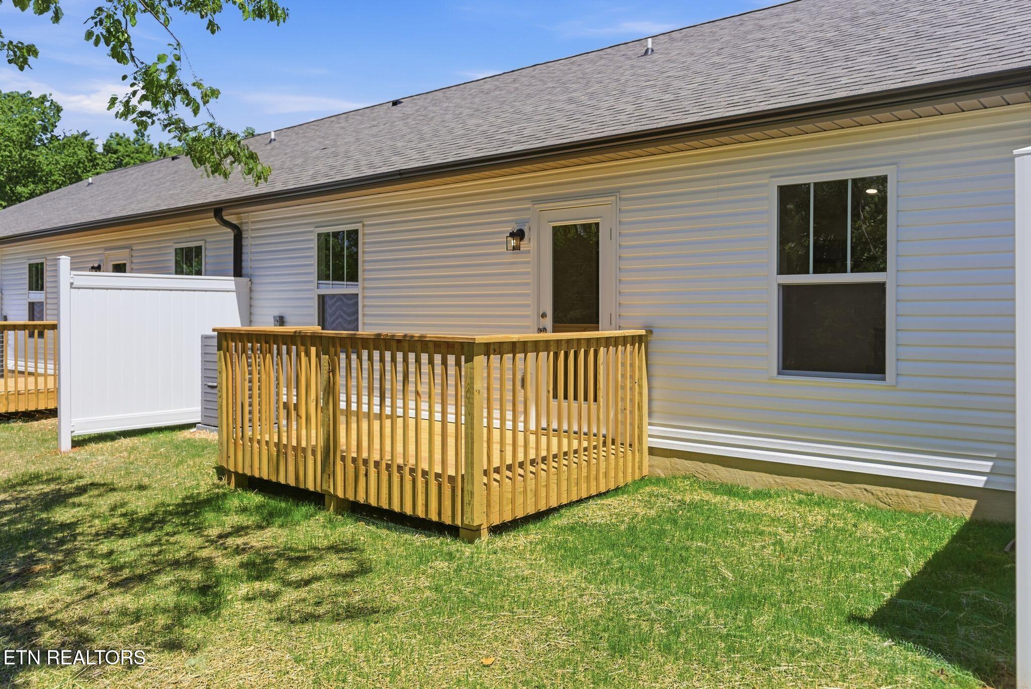 7323 Woodpecker Way Knoxville TN 37921