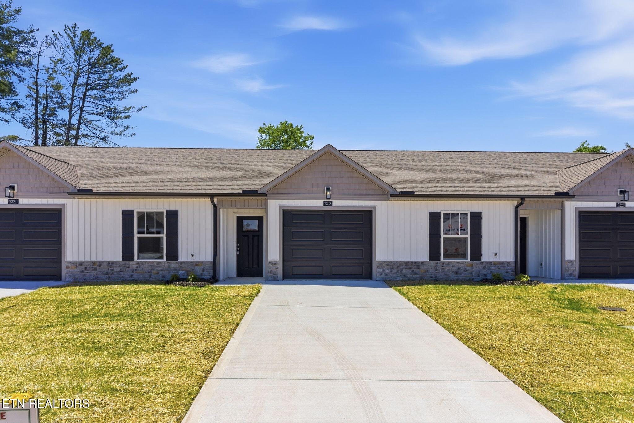 7323 Woodpecker Way Knoxville TN 37921