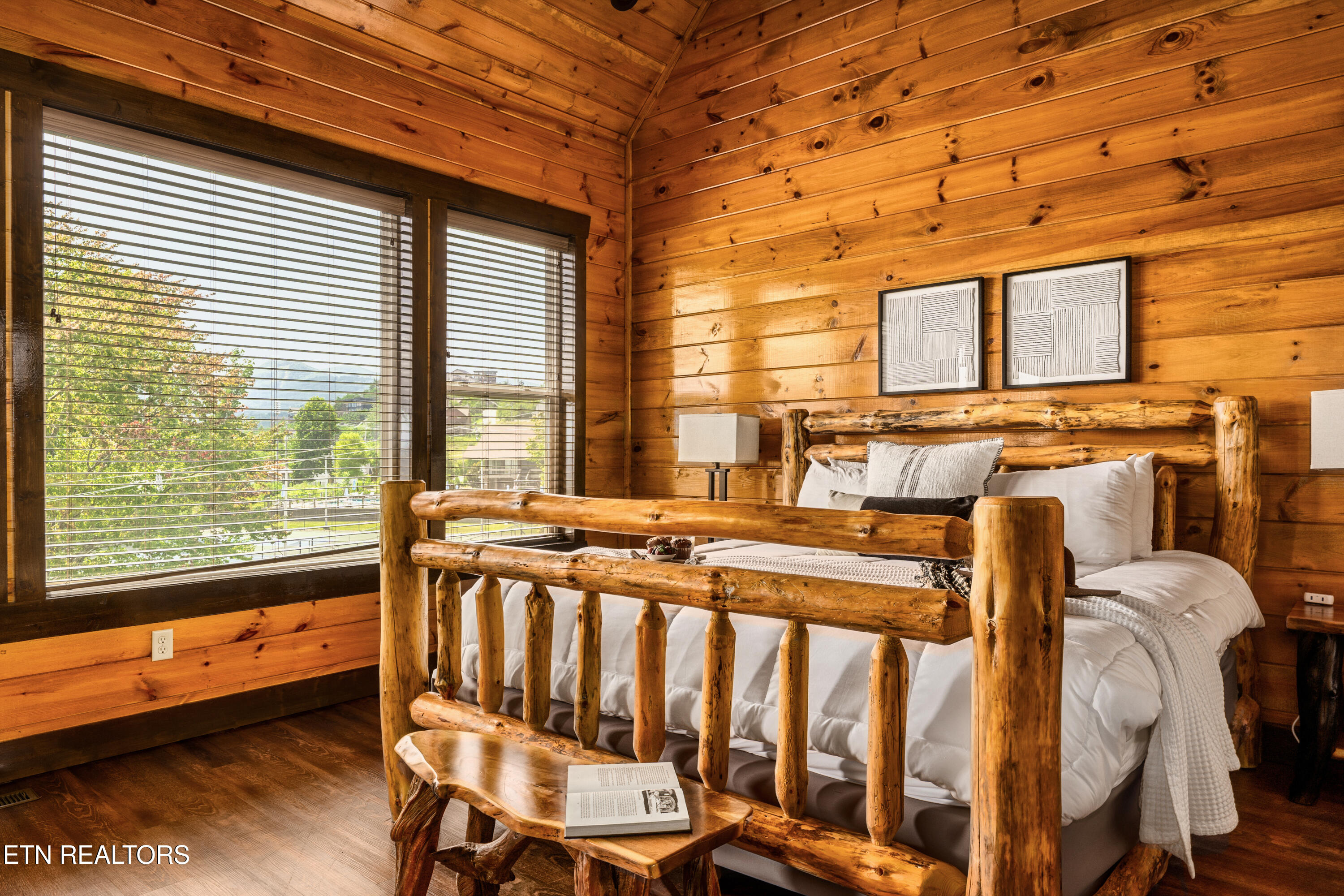 729 Bear Walk Way Gatlinburg TN 37738