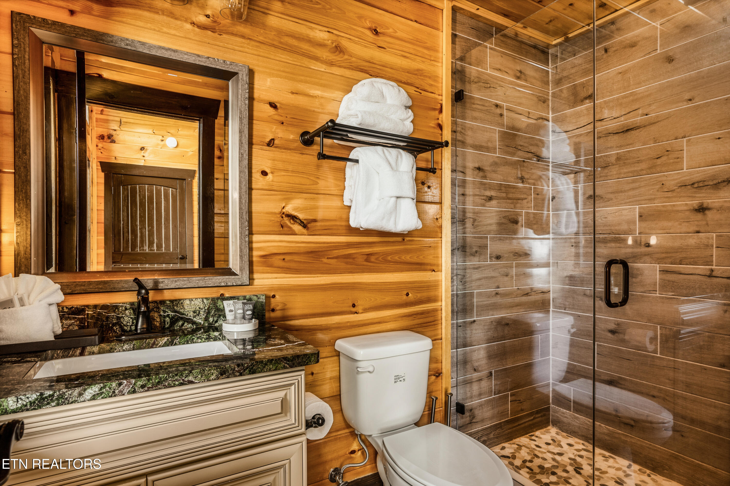 729 Bear Walk Way Gatlinburg TN 37738