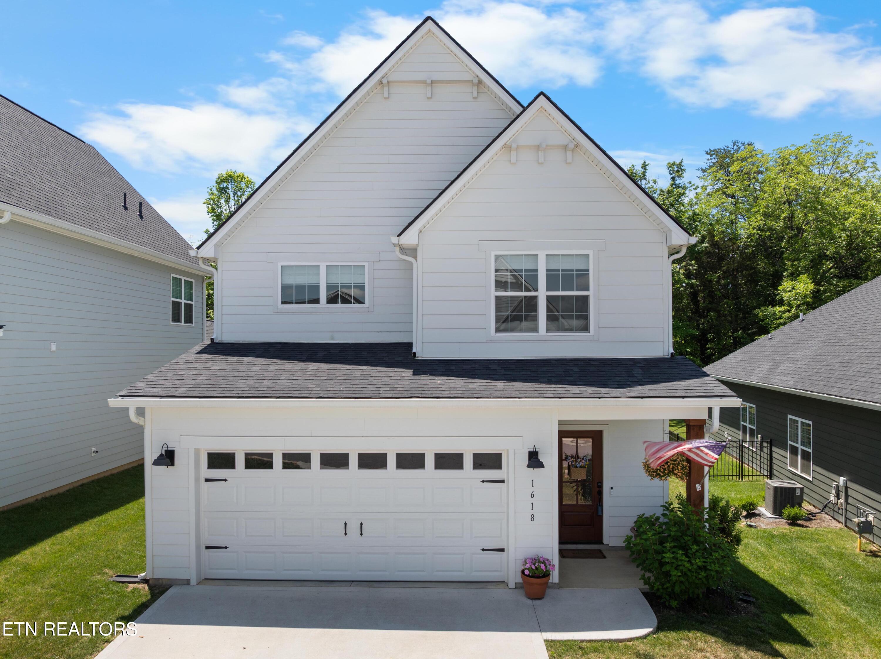 1618 Spring Berry Lane Knoxville TN 37924
