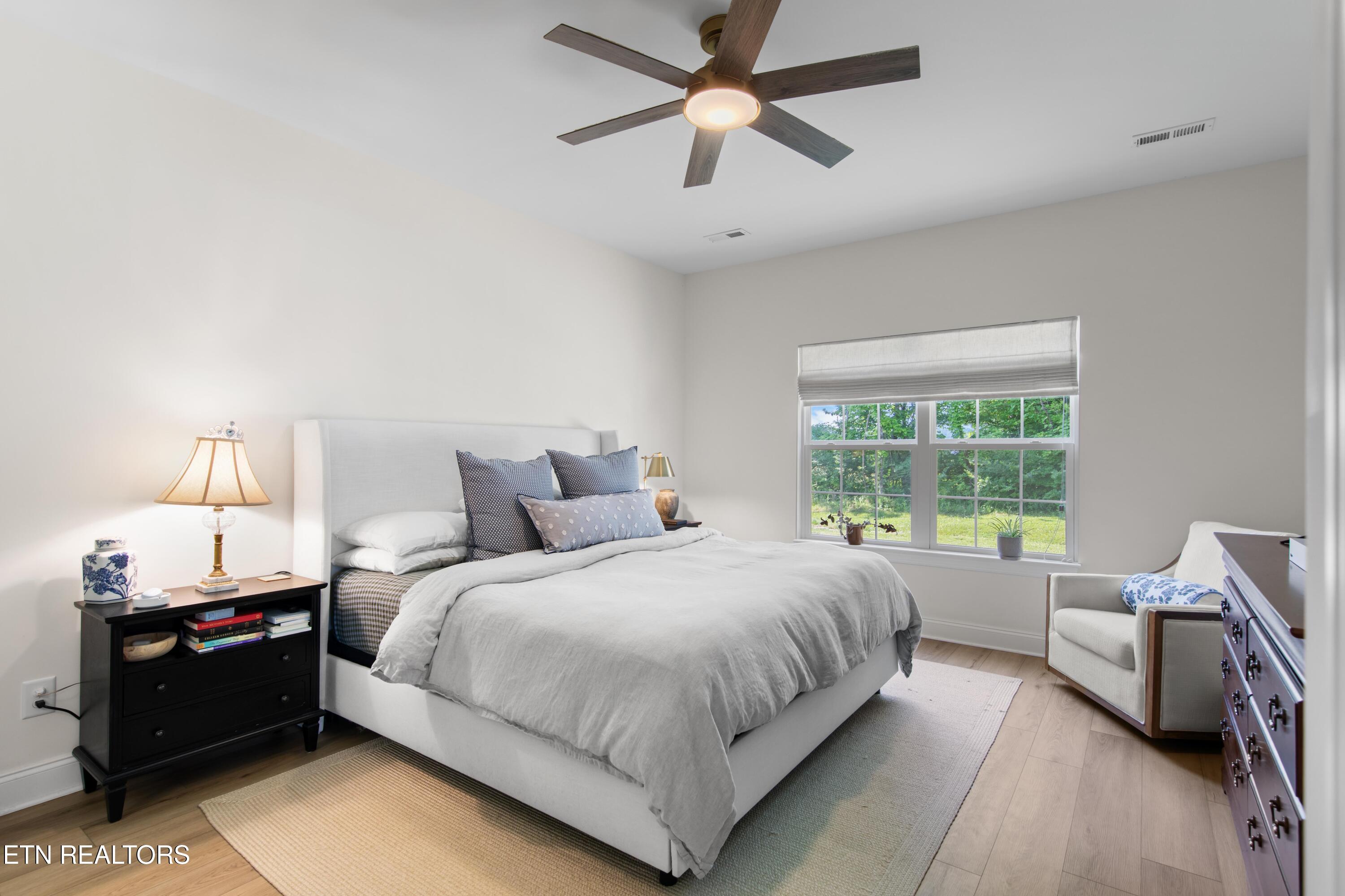 1618 Spring Berry Lane Knoxville TN 37924