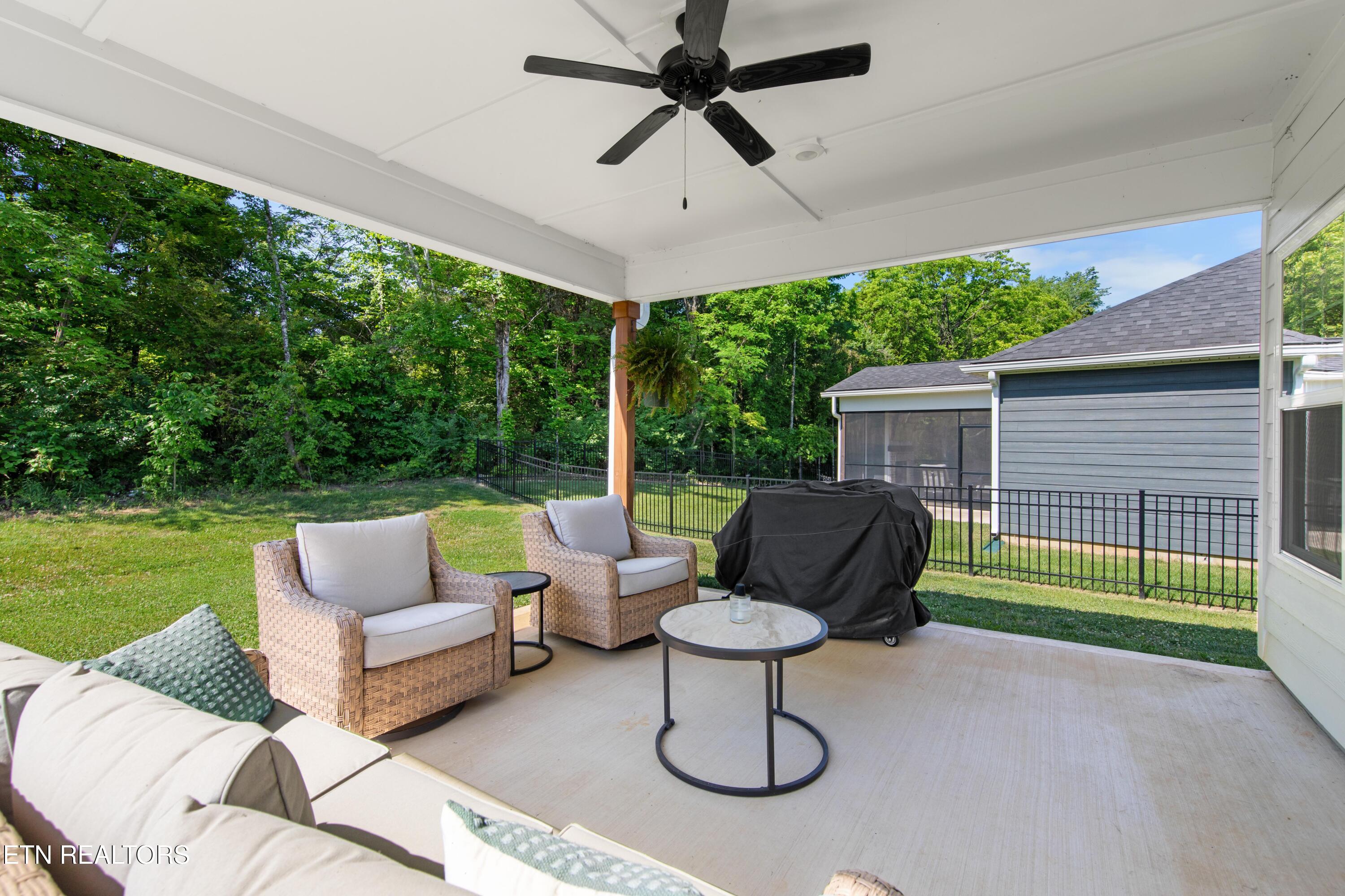 1618 Spring Berry Lane Knoxville TN 37924