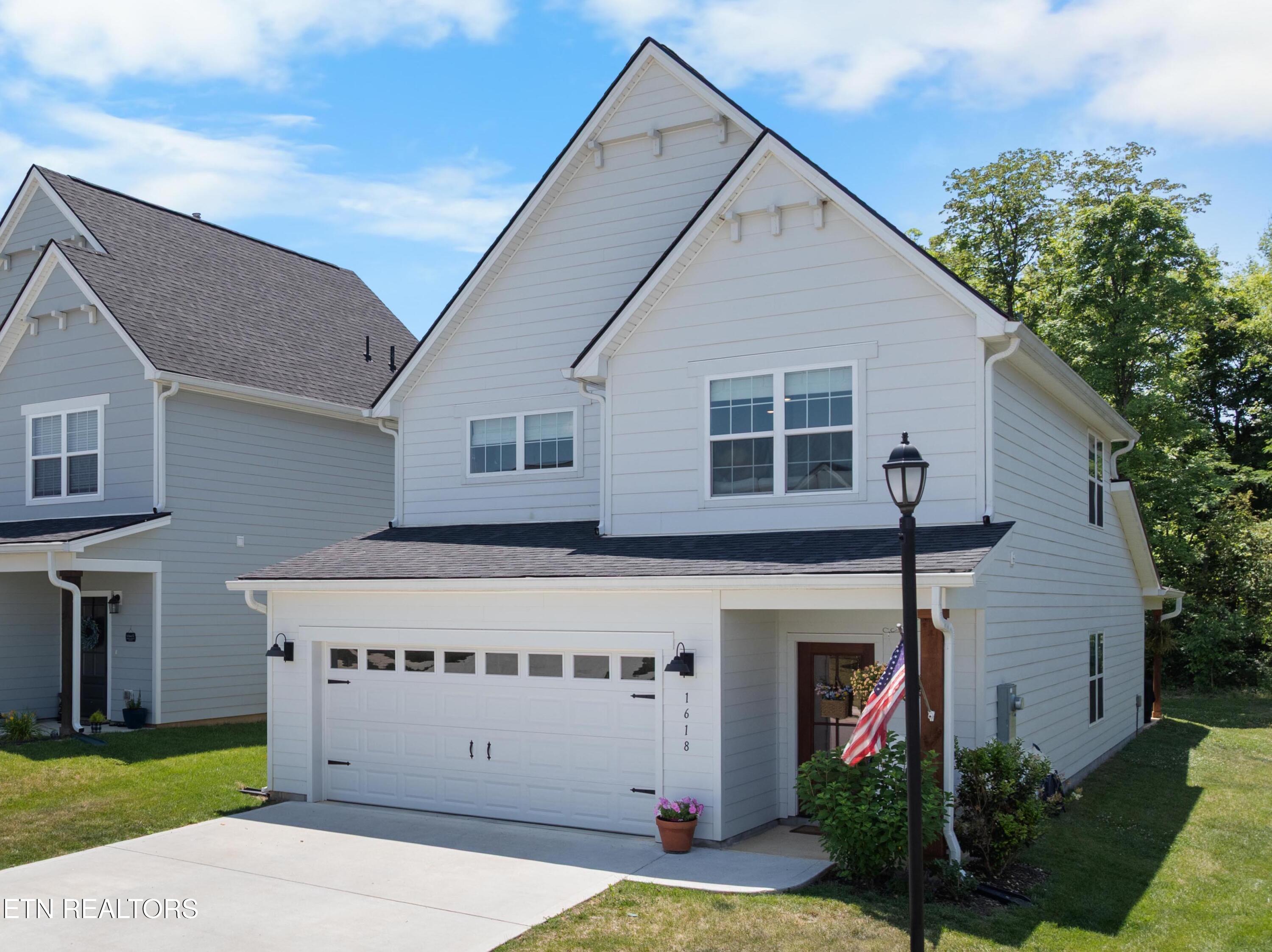 1618 Spring Berry Lane Knoxville TN 37924