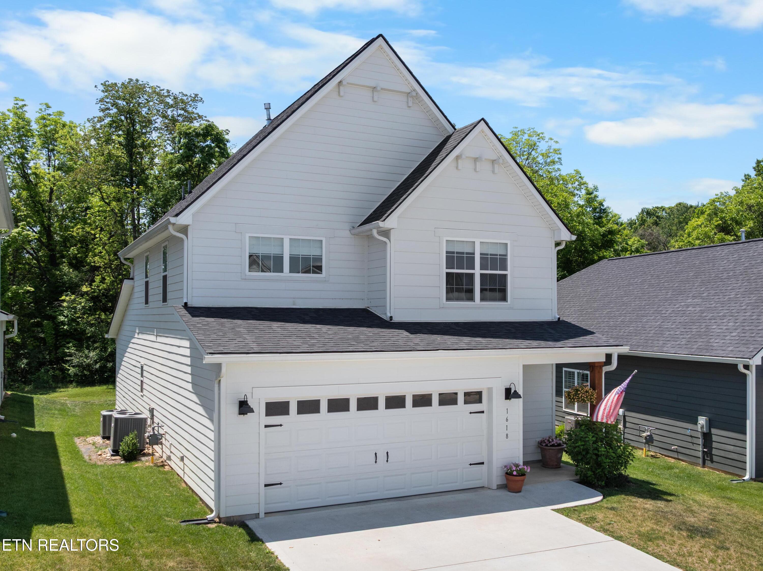1618 Spring Berry Lane Knoxville TN 37924