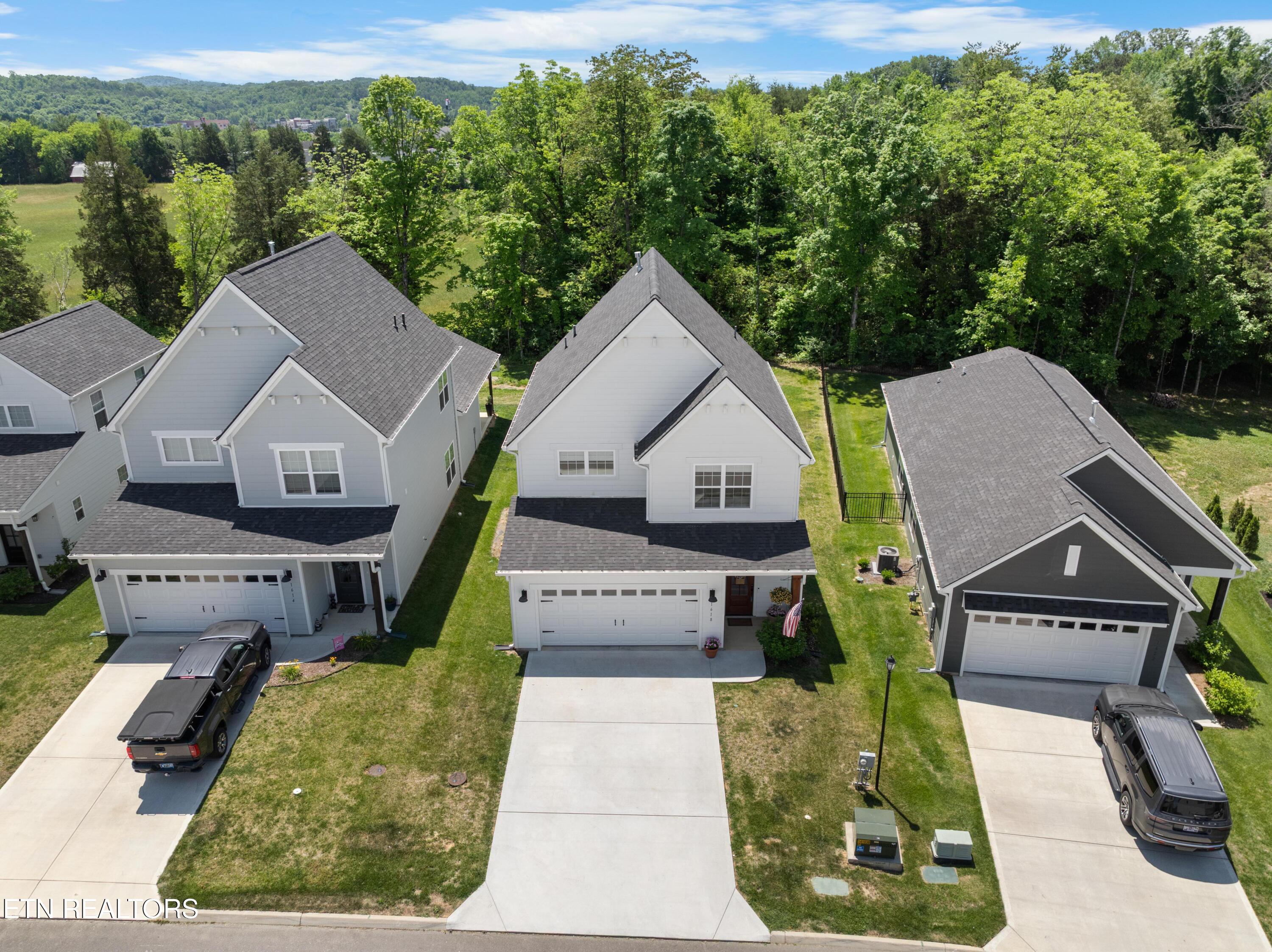 1618 Spring Berry Lane Knoxville TN 37924