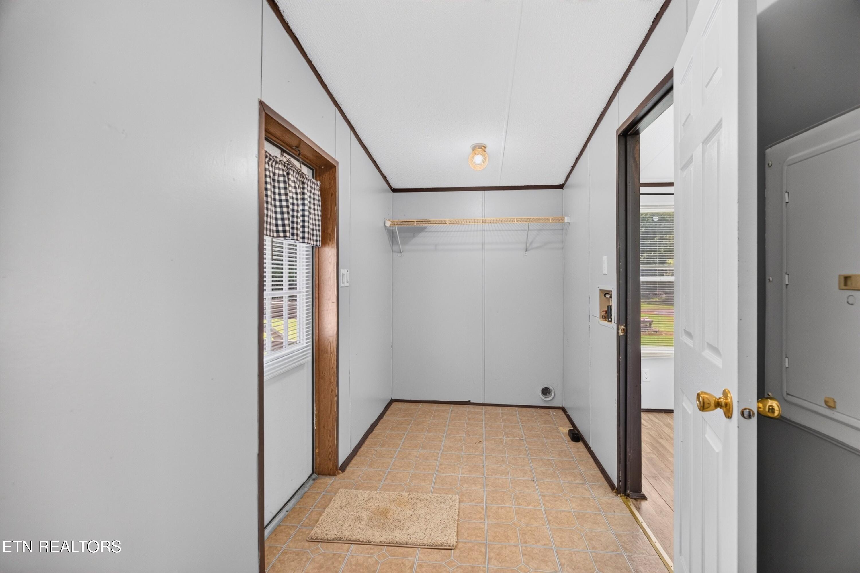 1649 Hopeless Road Dandridge TN 37725