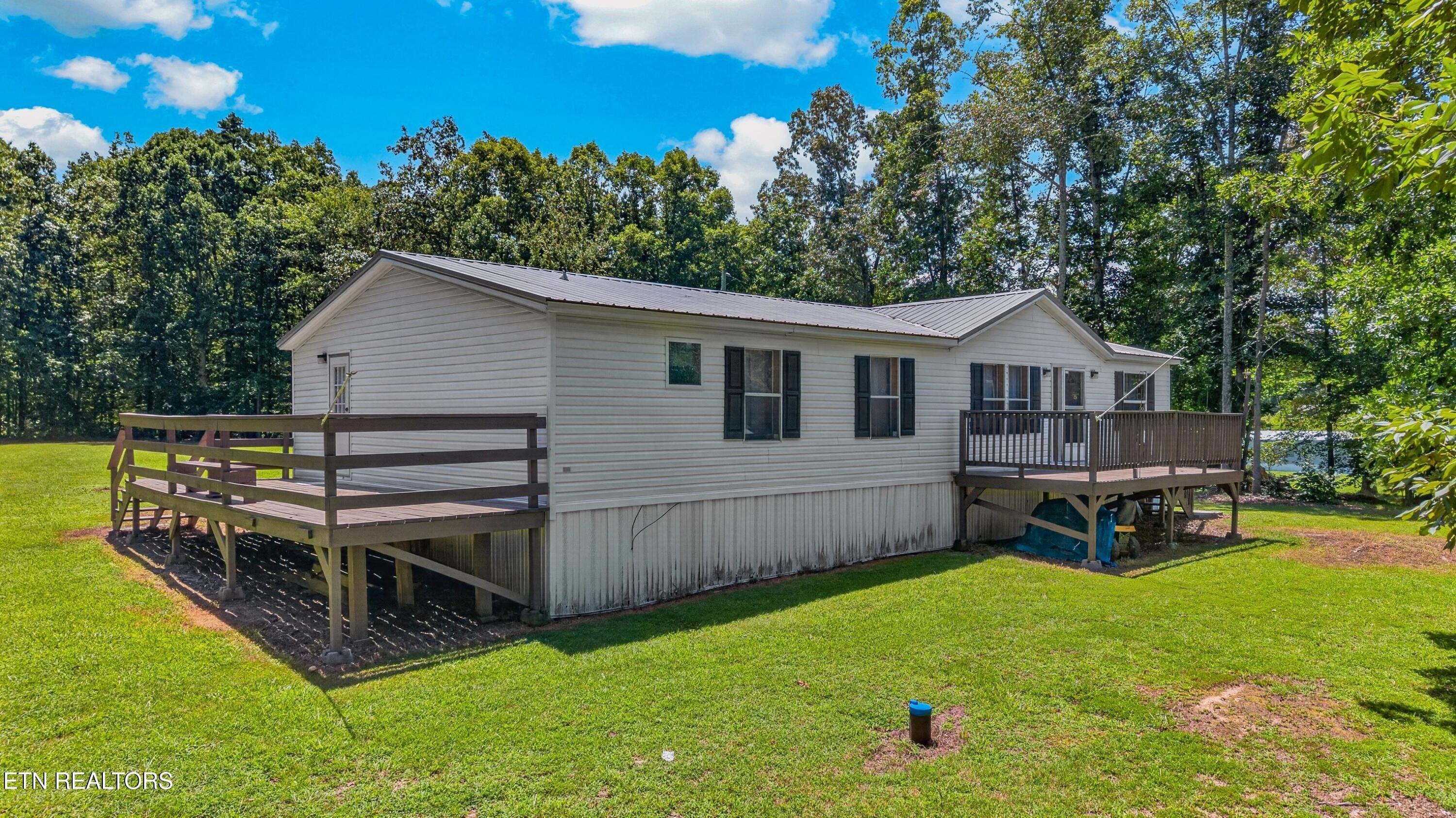 1649 Hopeless Road Dandridge TN 37725