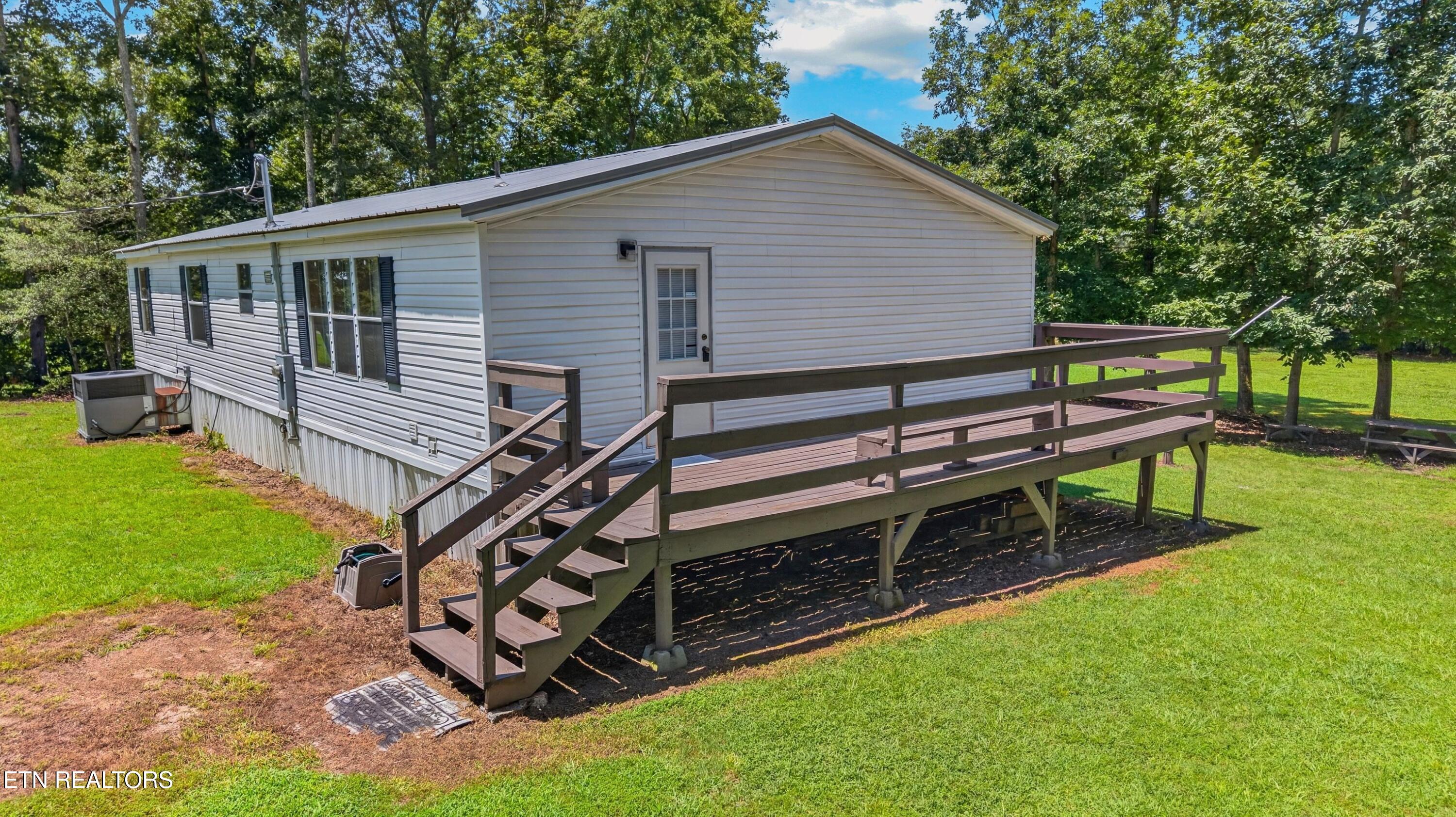 1649 Hopeless Road Dandridge TN 37725